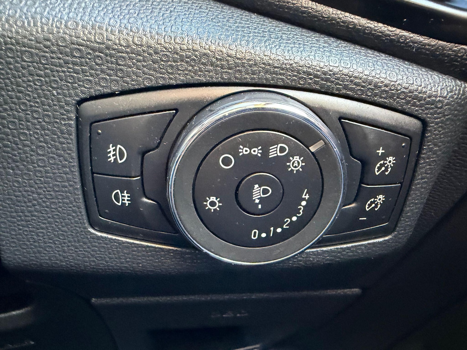 Used Ford Ecosport 2023 for sale - 77496510: Photo 12