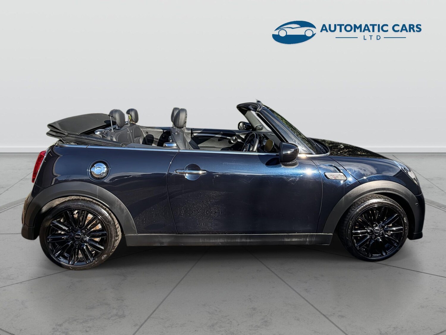 Used MINI Convertible 2023 for sale - 77496953: Photo 11