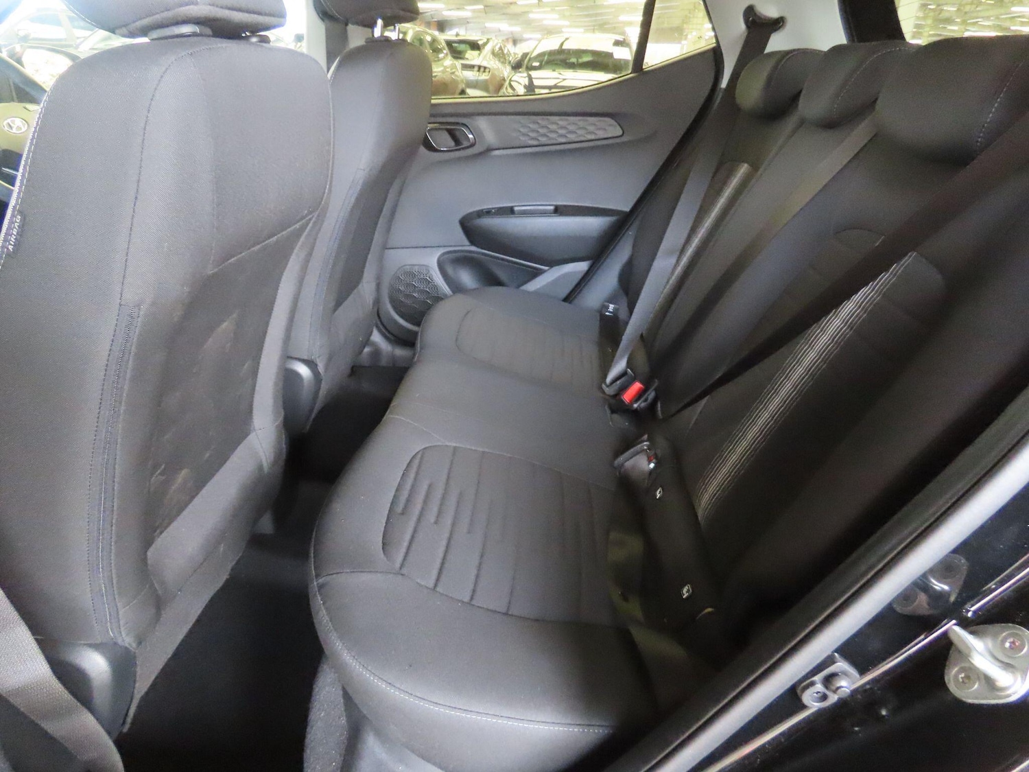 Used Hyundai i10 2023 for sale - 77784021: Photo 7