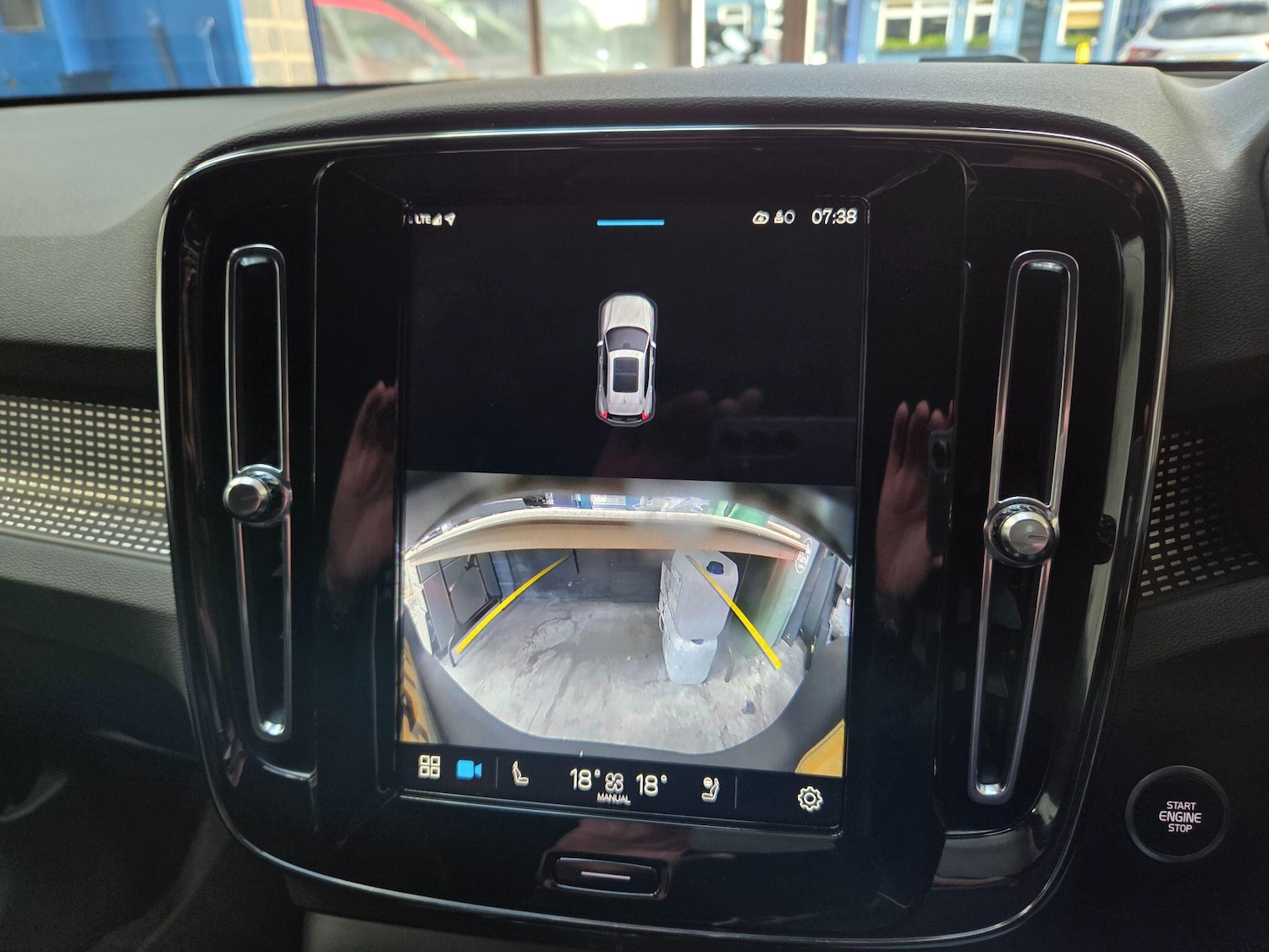 Used Volvo XC40 2024 for sale - 77193108: Photo 14