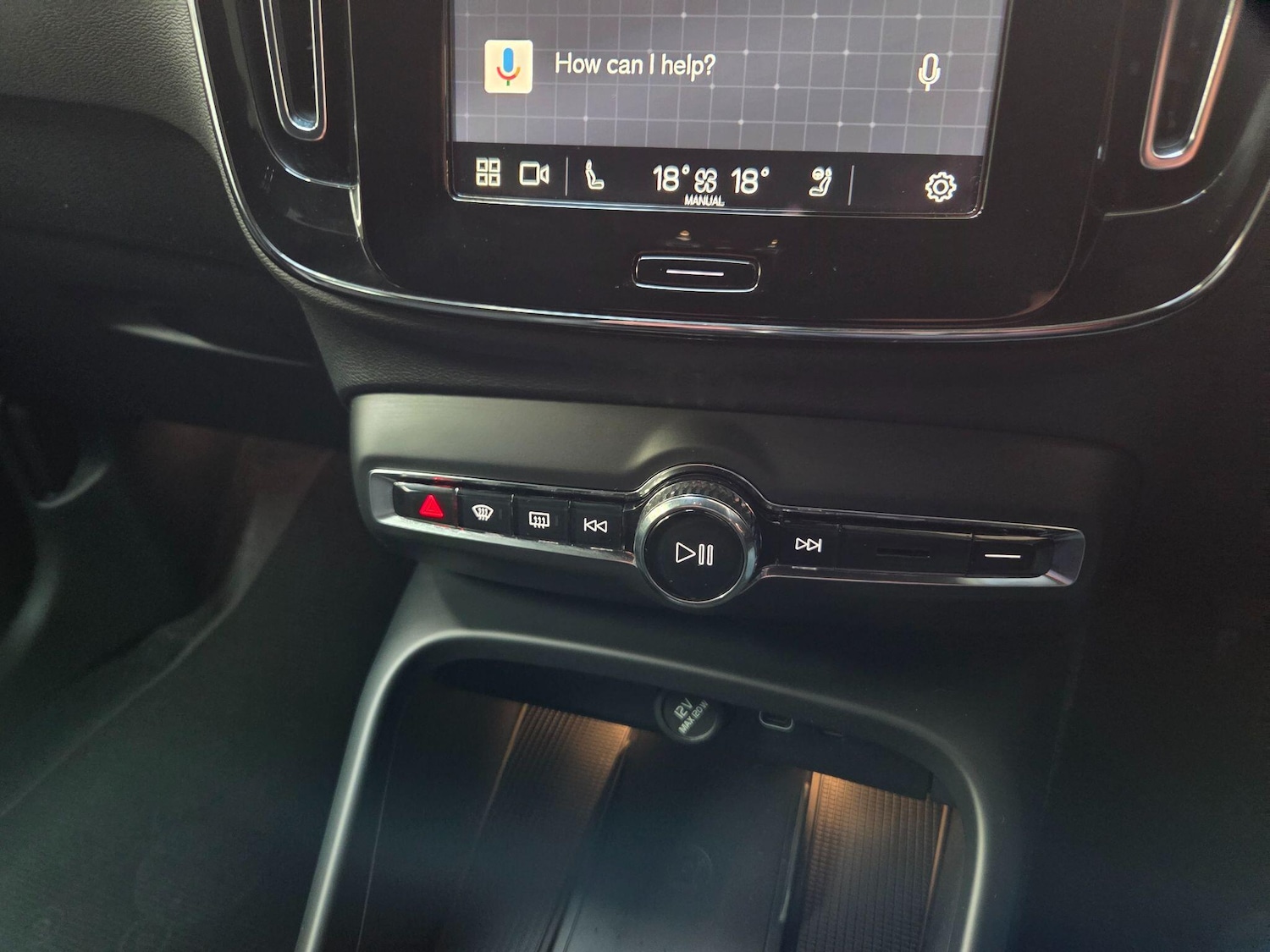 Used Volvo XC40 2024 for sale - 77193108: Photo 15