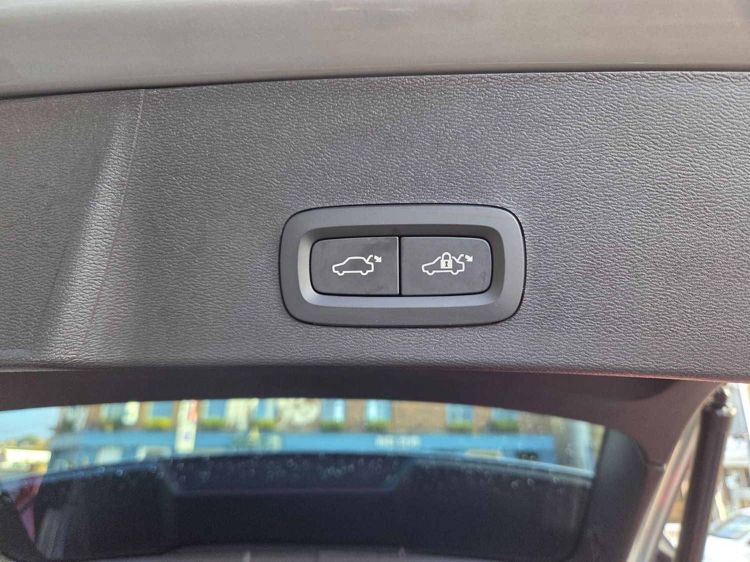 Used Volvo XC40 2024 for sale - 77193108: Photo 20