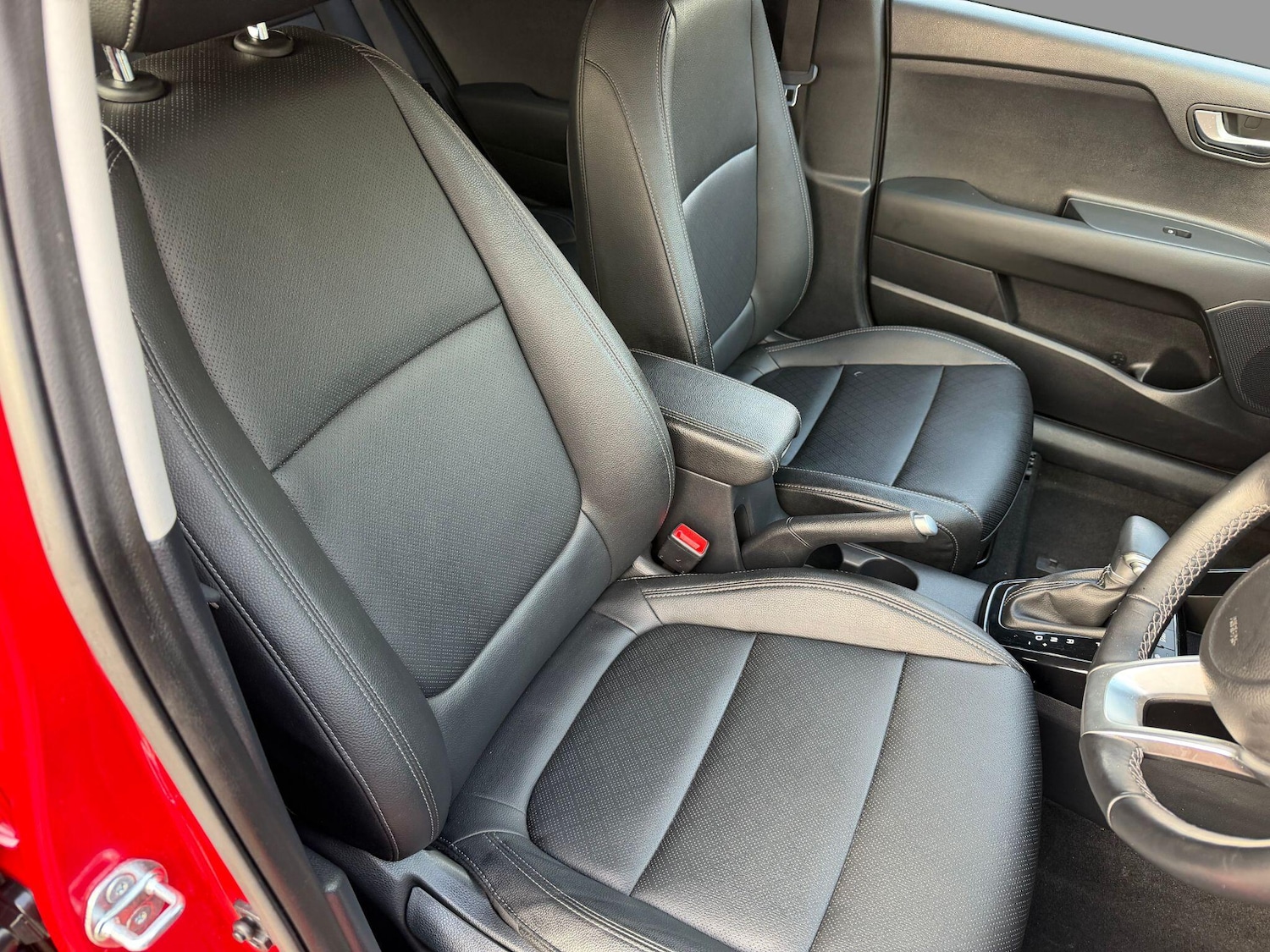 Used Kia Stonic for sale - 77754351: Photo 14