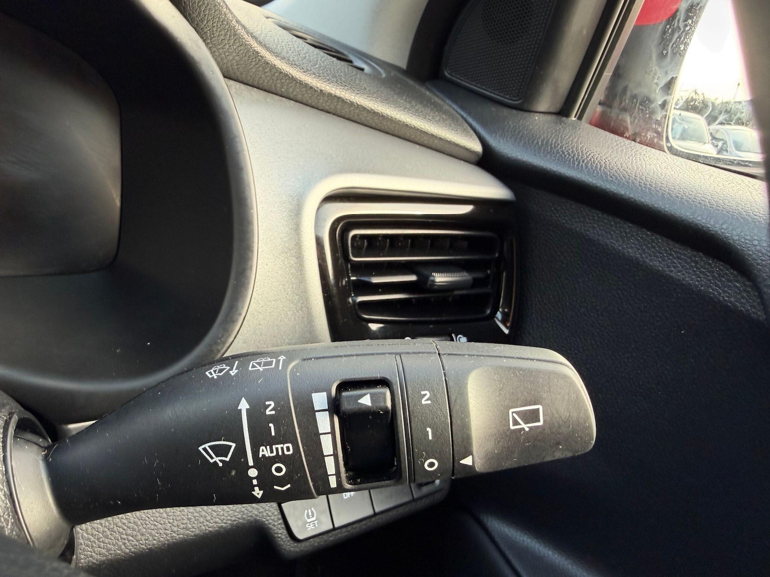 Used Kia Stonic for sale - 77754351: Photo 21