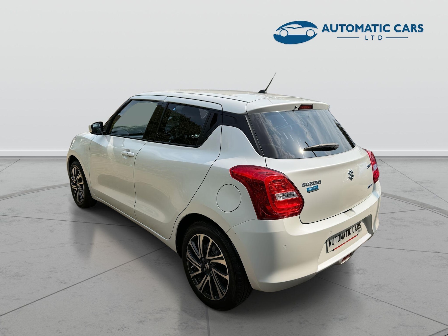 Used Suzuki Swift 2024 for sale - 77193127: Photo 4