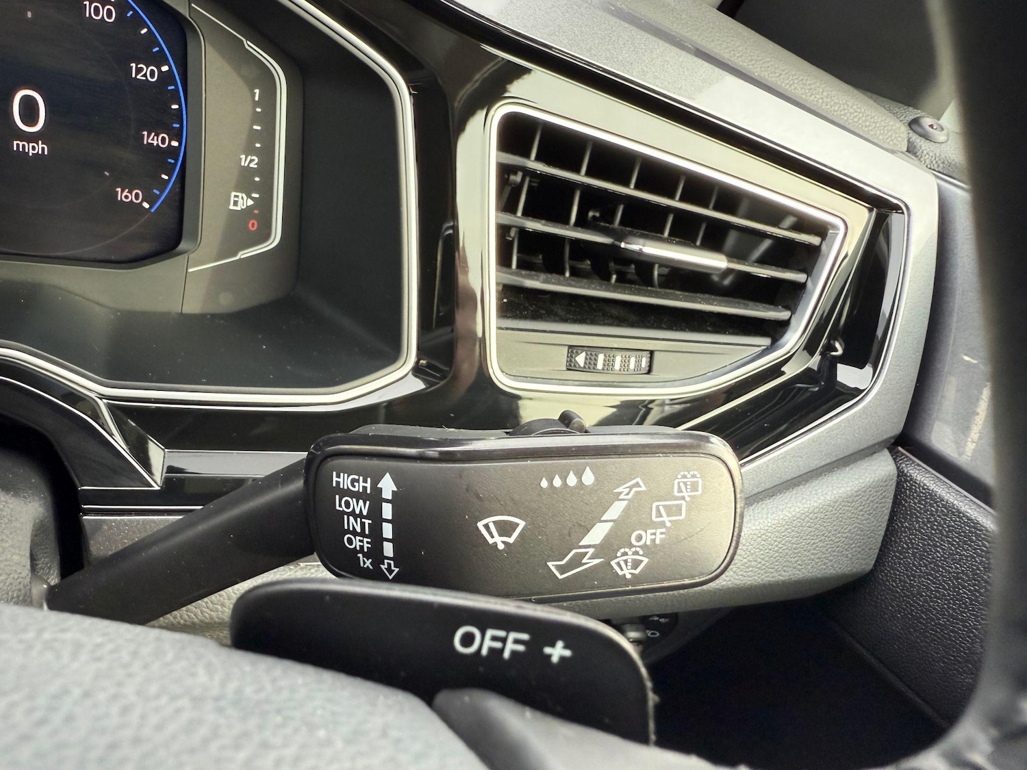 Used Volkswagen Taigo 2024 for sale - 77193154: Photo 19