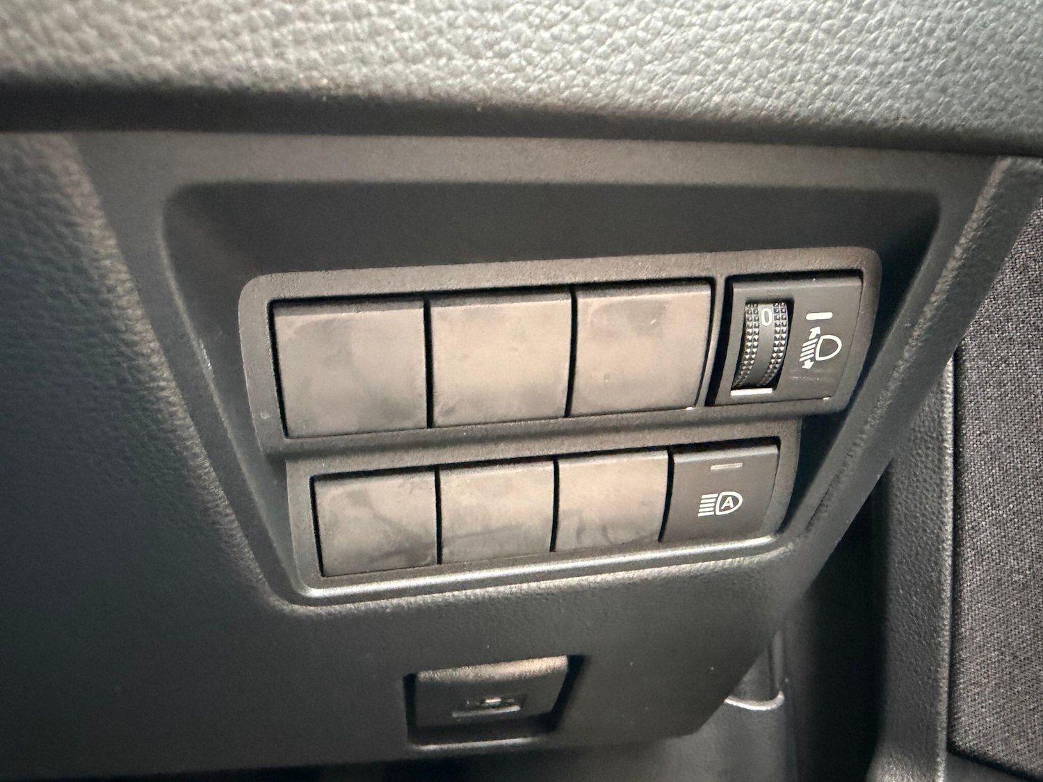 Used Toyota Yaris 2024 for sale - 77193087: Photo 15