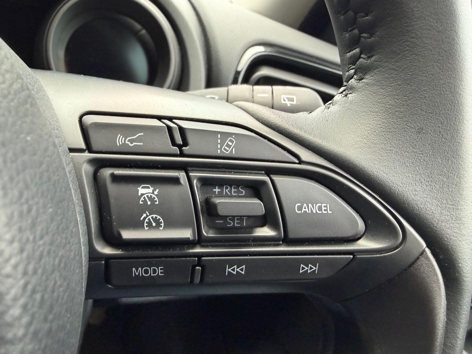 Used Toyota Yaris 2024 for sale - 77193087: Photo 17