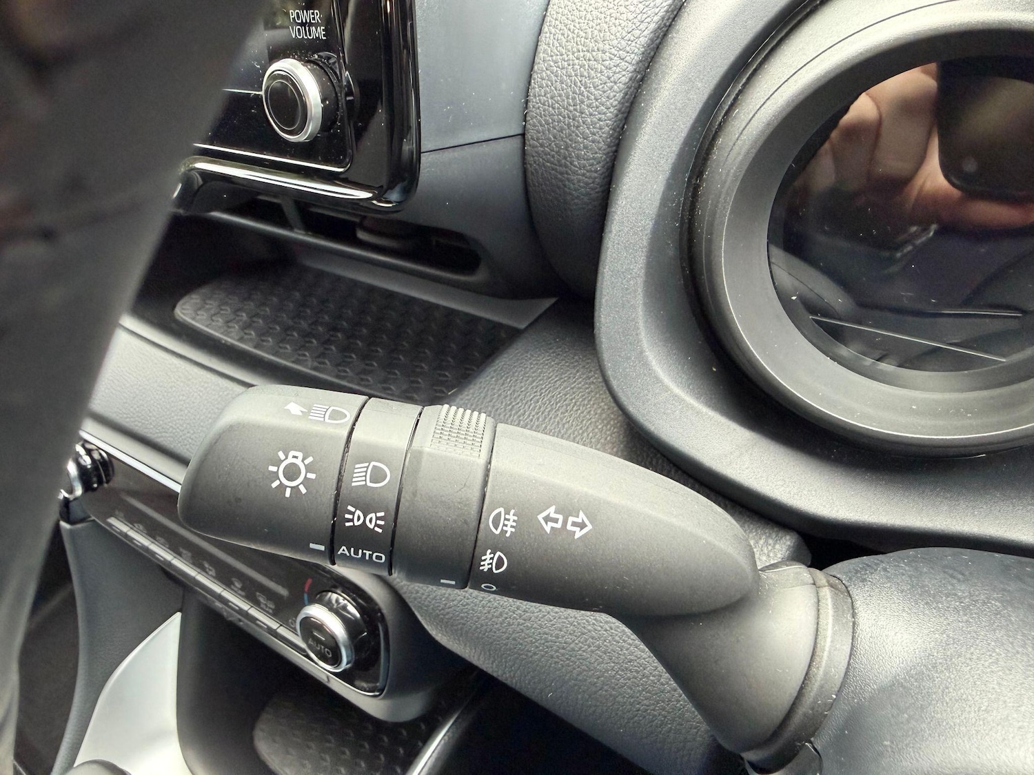 Used Toyota Yaris 2024 for sale - 77193087: Photo 20