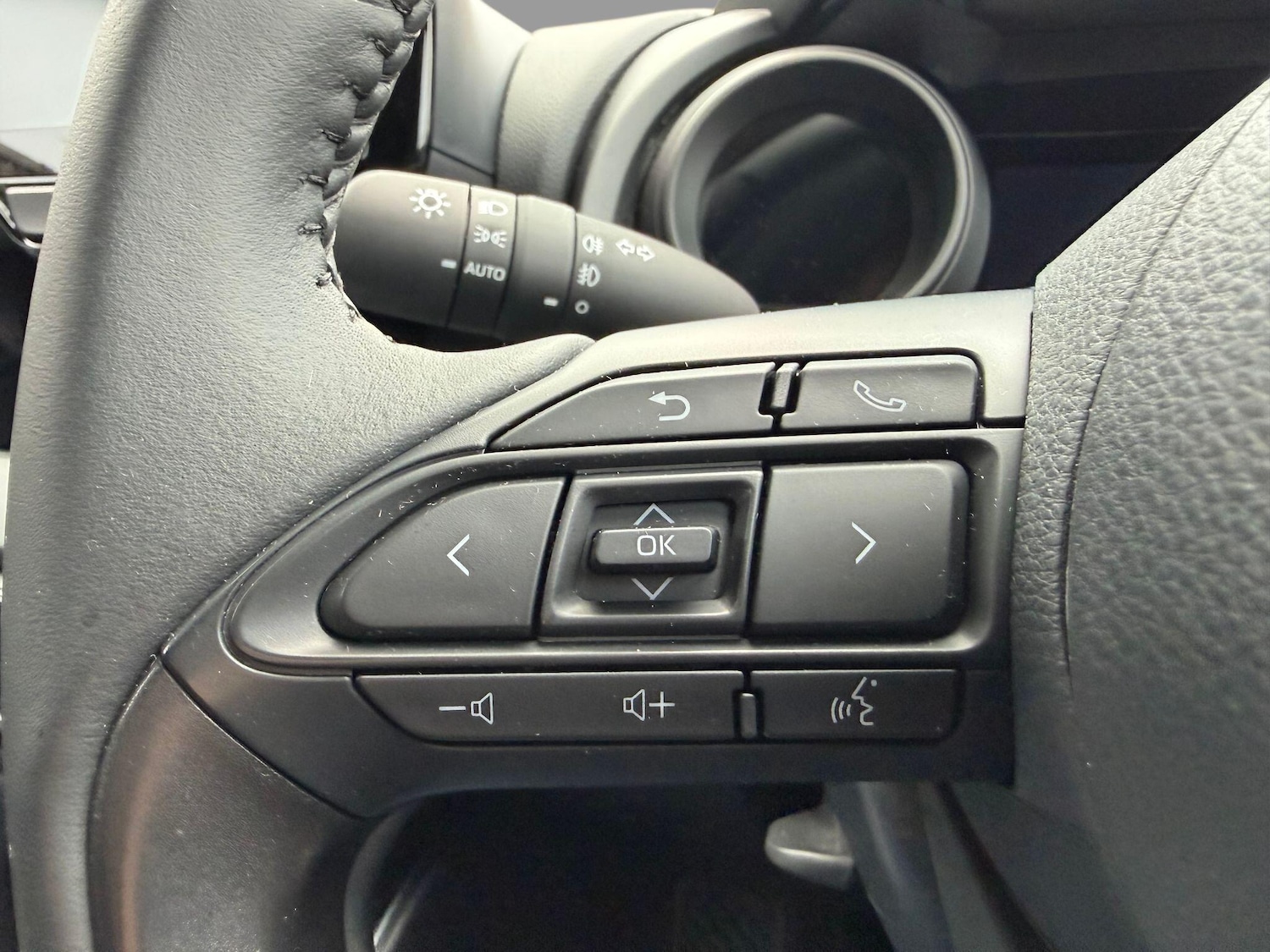 Used Toyota Yaris 2024 for sale - 77193087: Photo 21