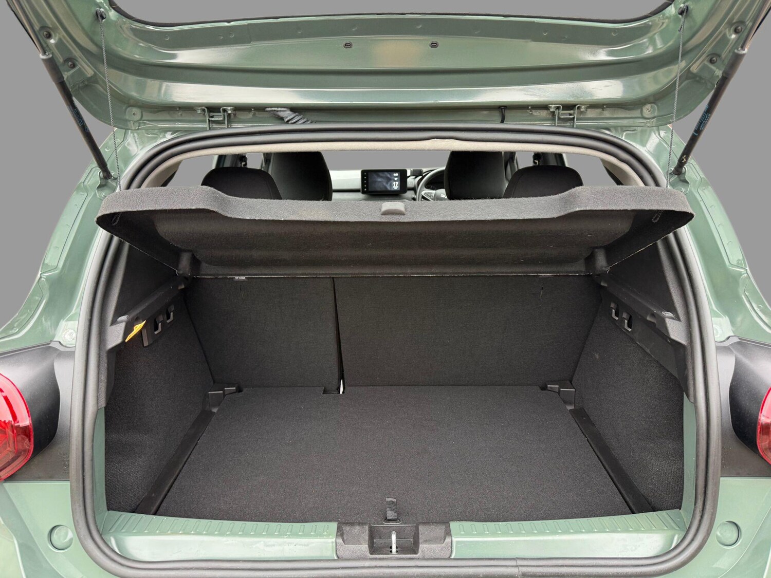 Used Dacia Sandero Stepway 2024 for sale - 77478734: Photo 30