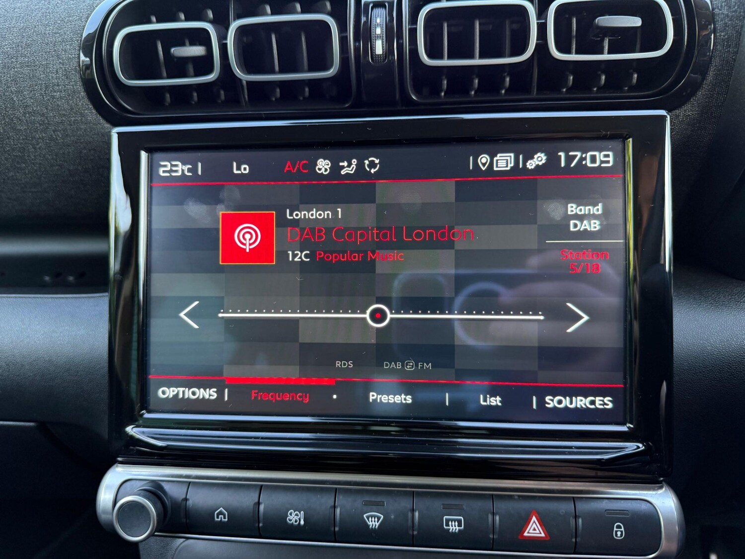 Used Citroen C3 Aircross for sale - 77496992: Photo 28