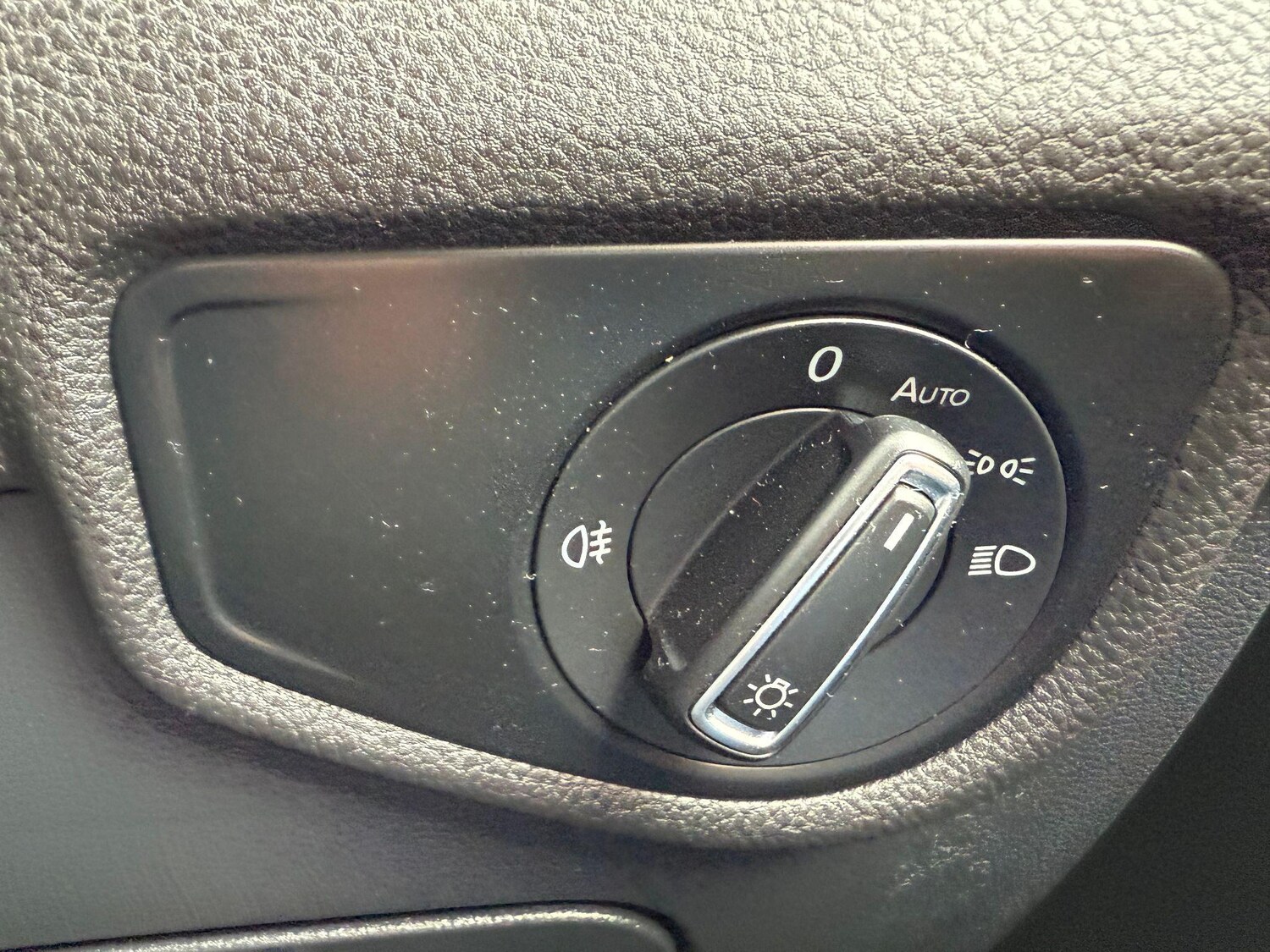 Used Volkswagen Touran for sale - 77497561: Photo 21