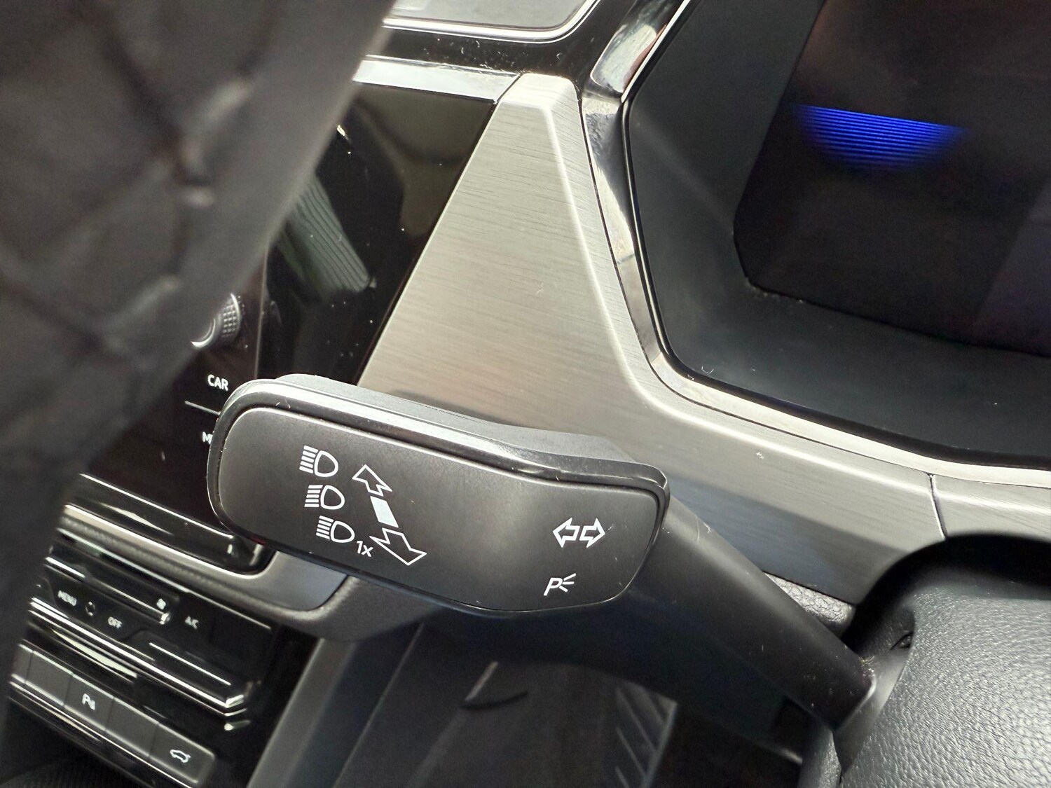 Used Volkswagen Touran for sale - 77497561: Photo 23