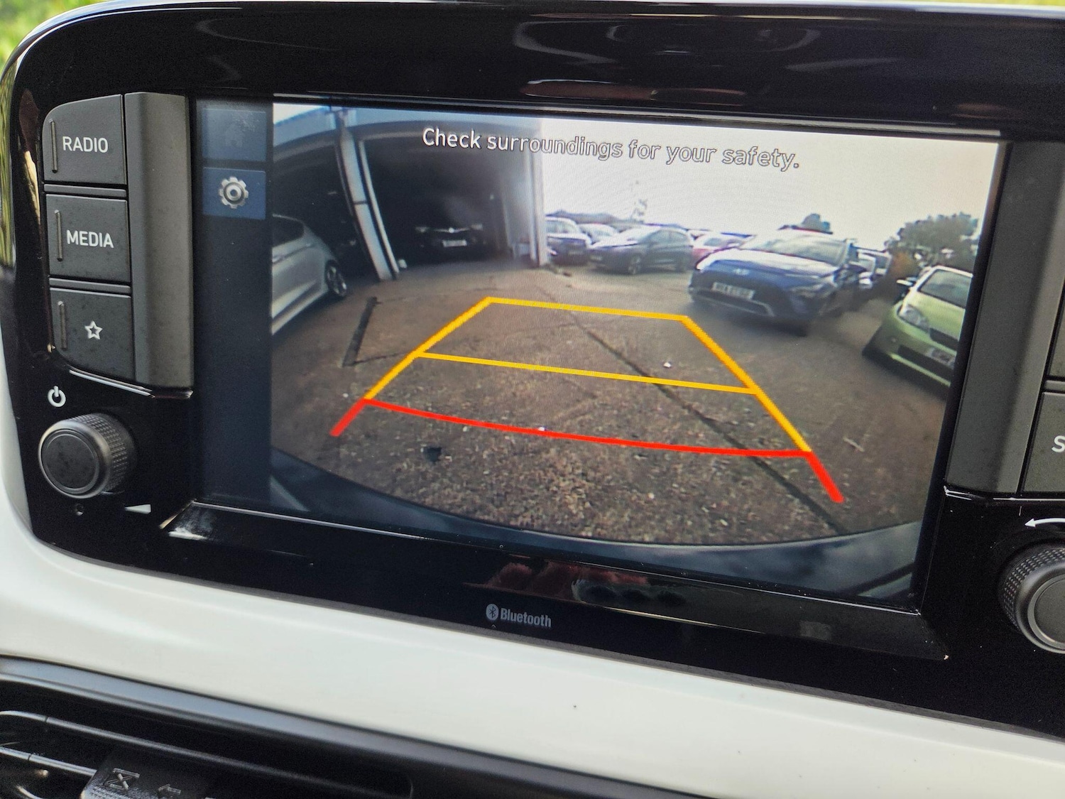 Used Hyundai i10 2022 for sale - 77193128: Photo 9