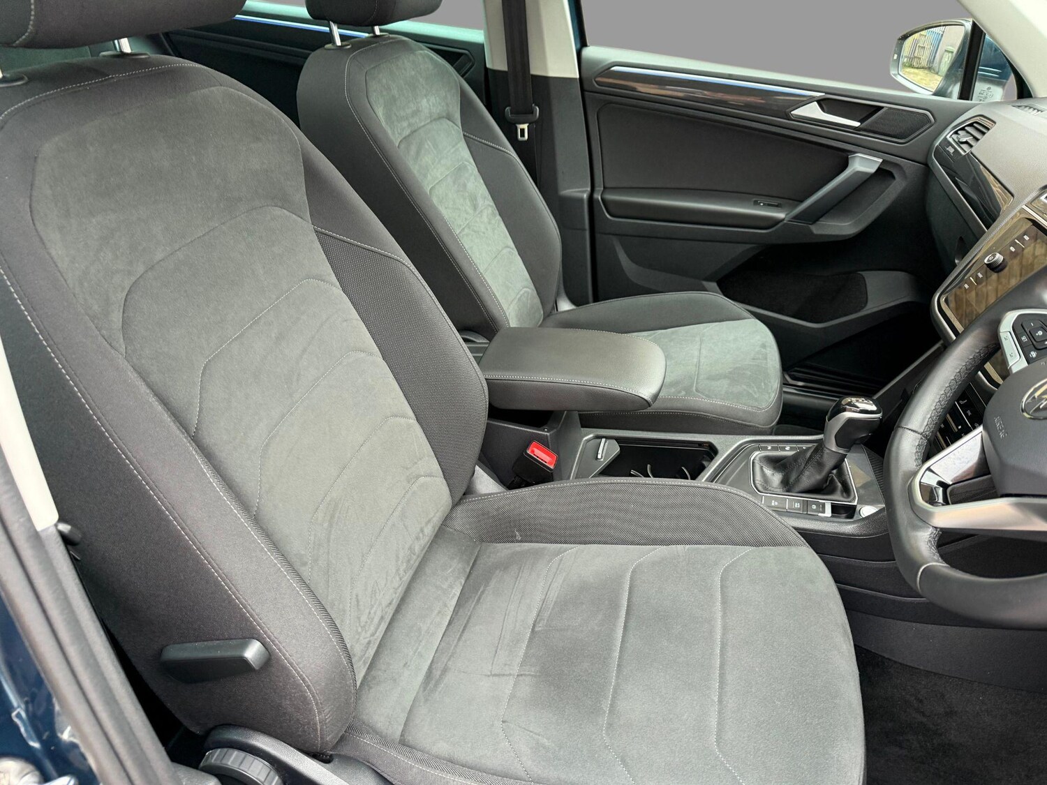 Used Volkswagen Tiguan for sale - 77496330: Photo 9