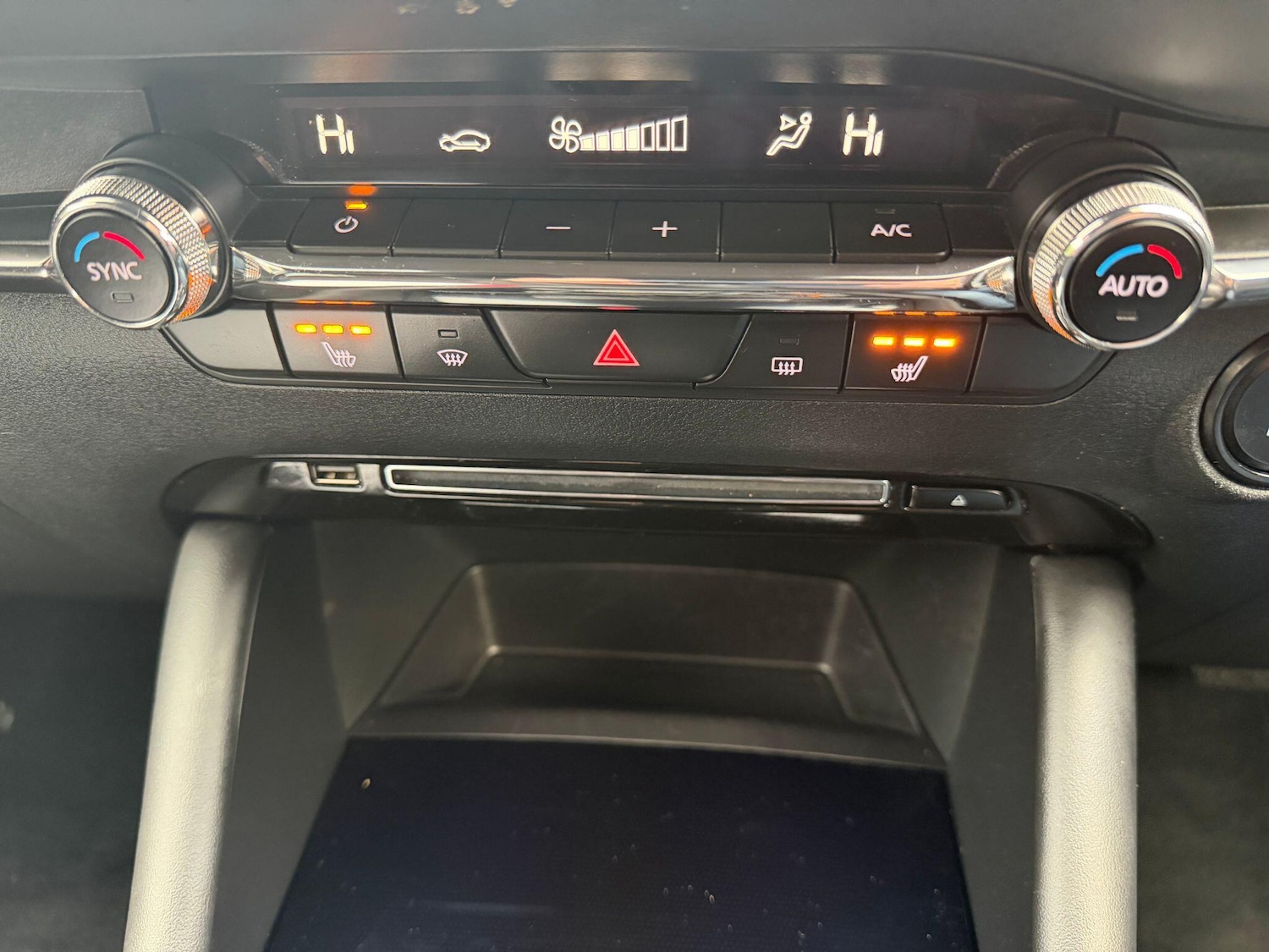 Used Mazda Mazda3 2020 for sale - 77193159: Photo 33