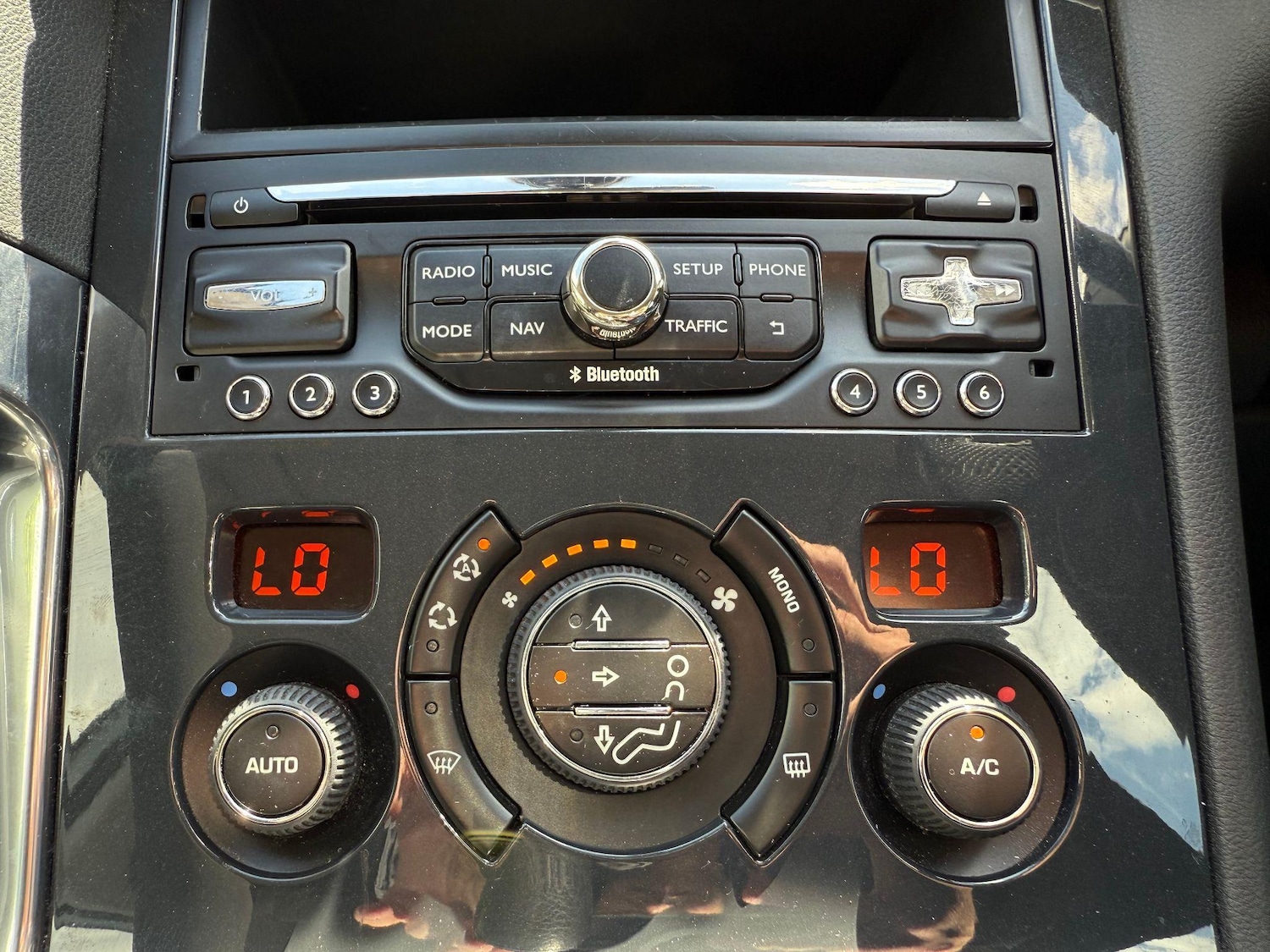 Used Peugeot 3008 2014 for sale - 77193137: Photo 11