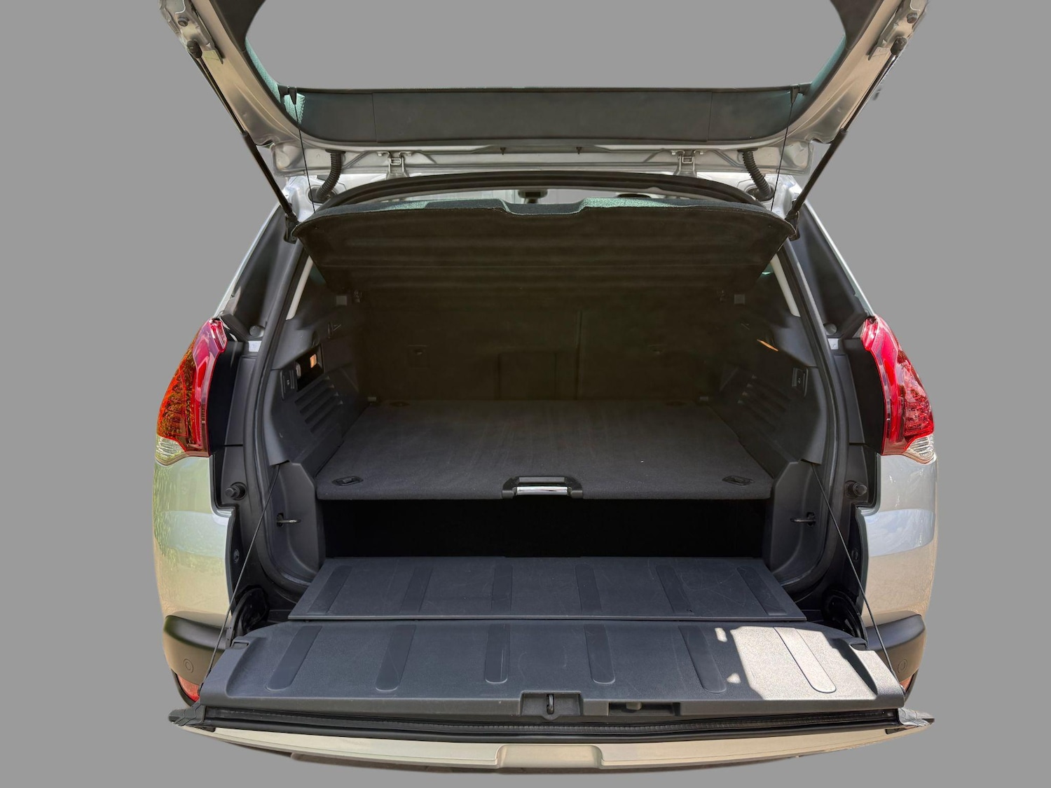 Used Peugeot 3008 2014 for sale - 77193137: Photo 30