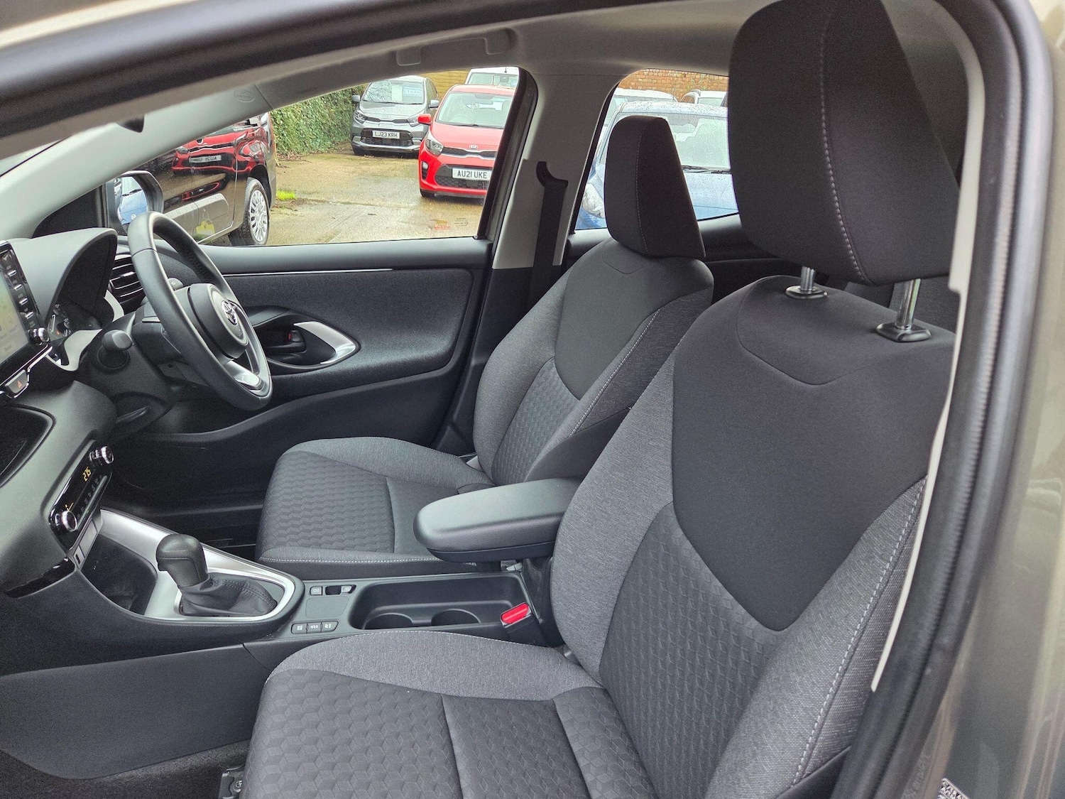 Used Toyota Yaris 2020 for sale - 77254576: Photo 19