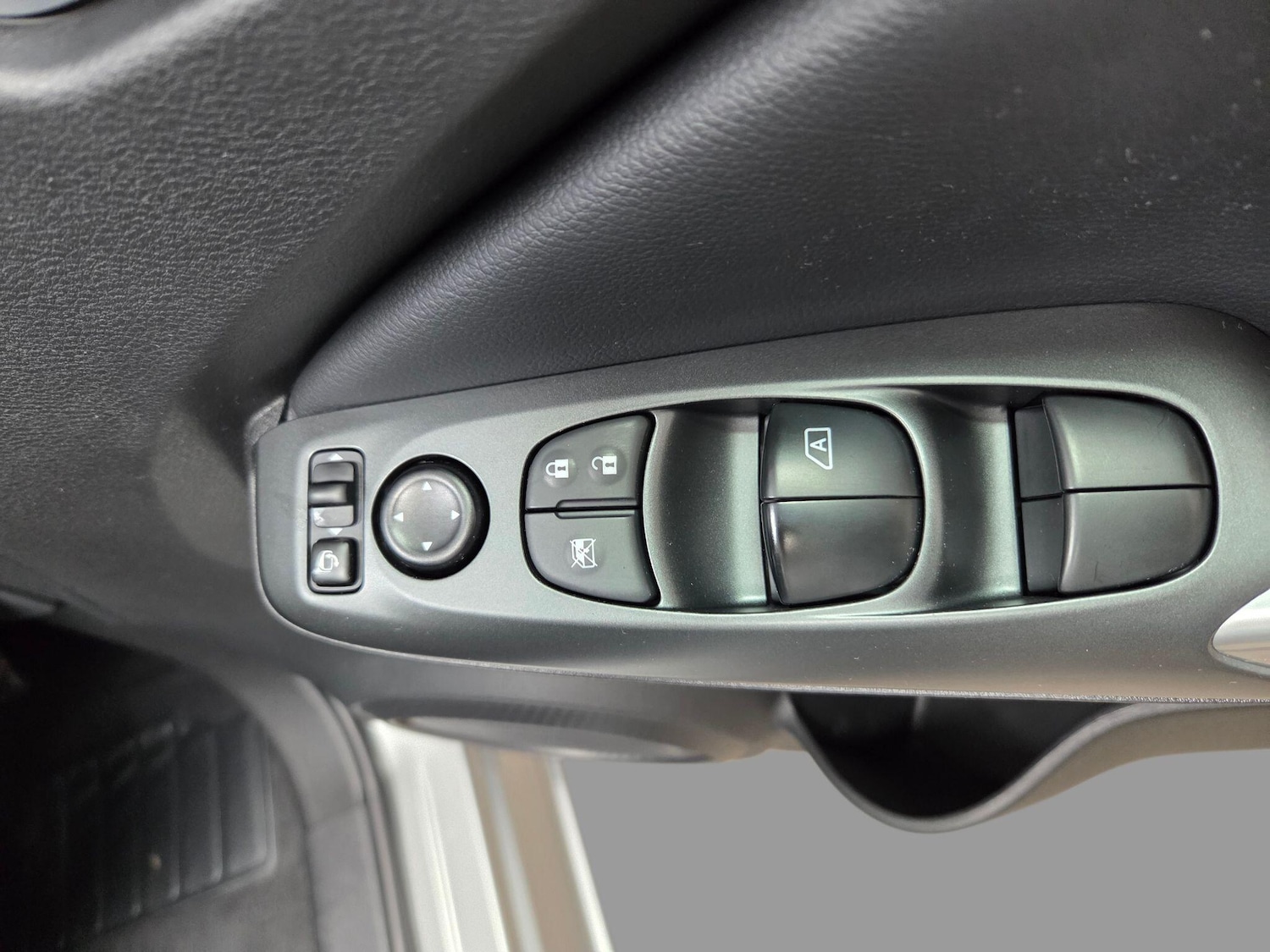 Used Nissan Juke 2025 for sale - 77193109: Photo 17