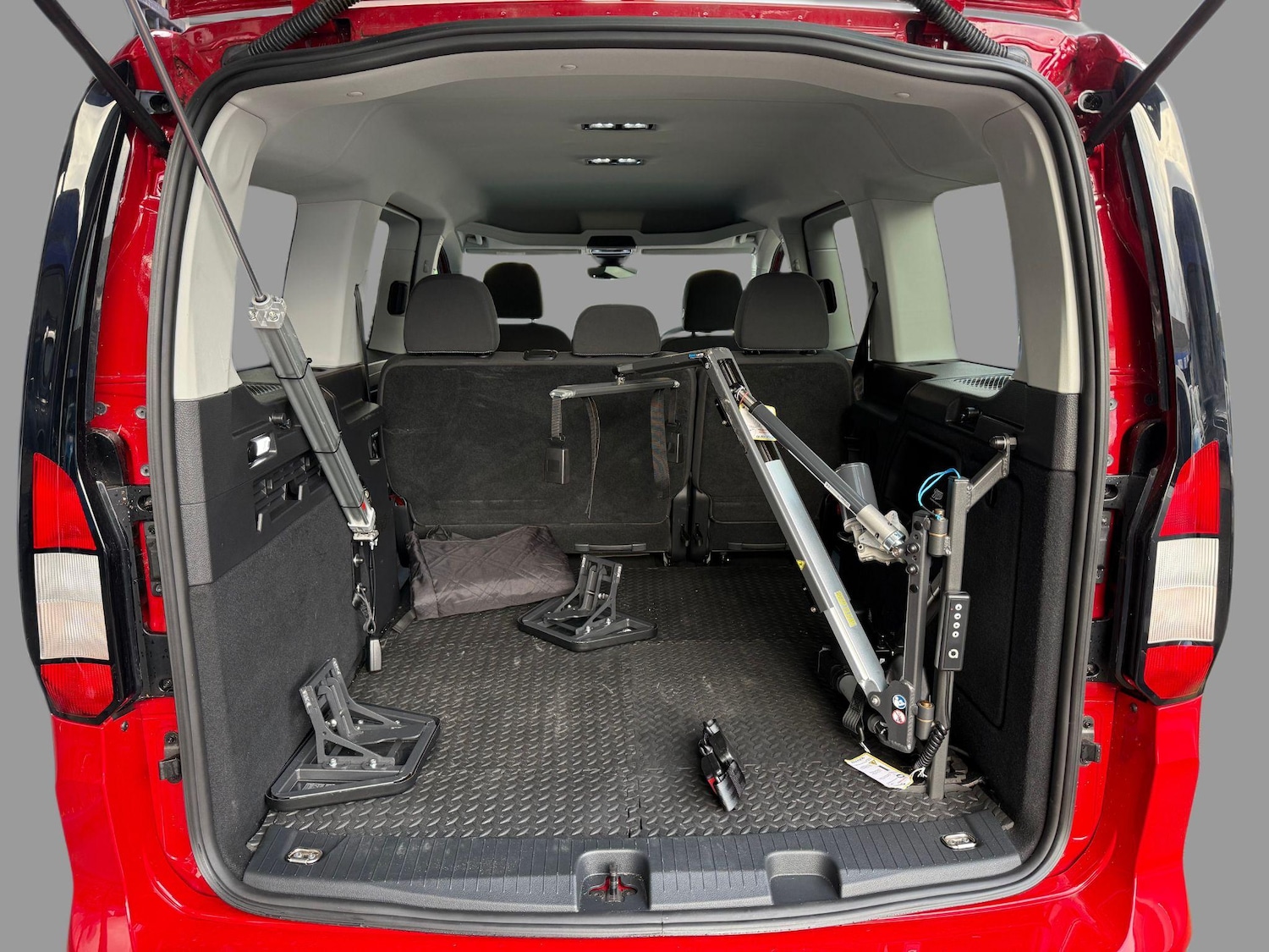 Used Ford Grand Tourneo Connect 2023 for sale - 77193142: Photo 16