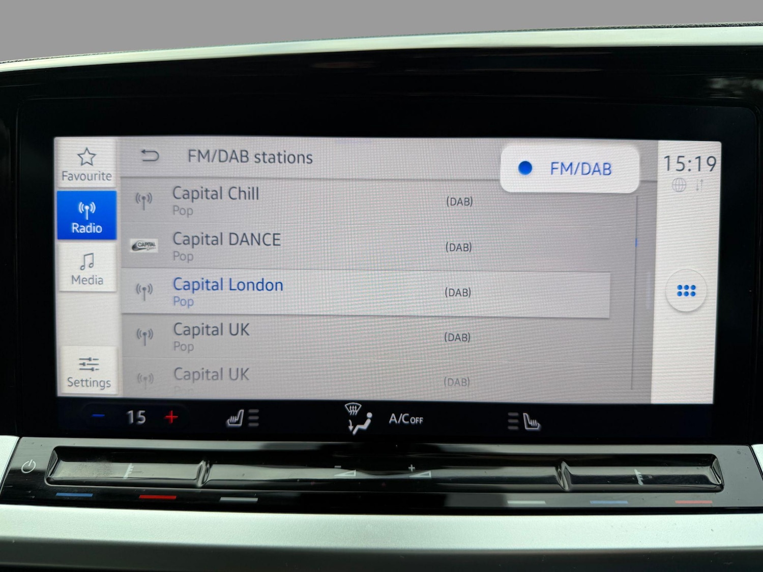 Used Ford Grand Tourneo Connect 2023 for sale - 77193142: Photo 31