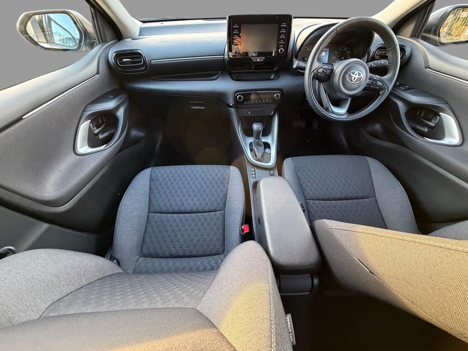 Used Toyota Yaris for sale - 77497247: Photo 10