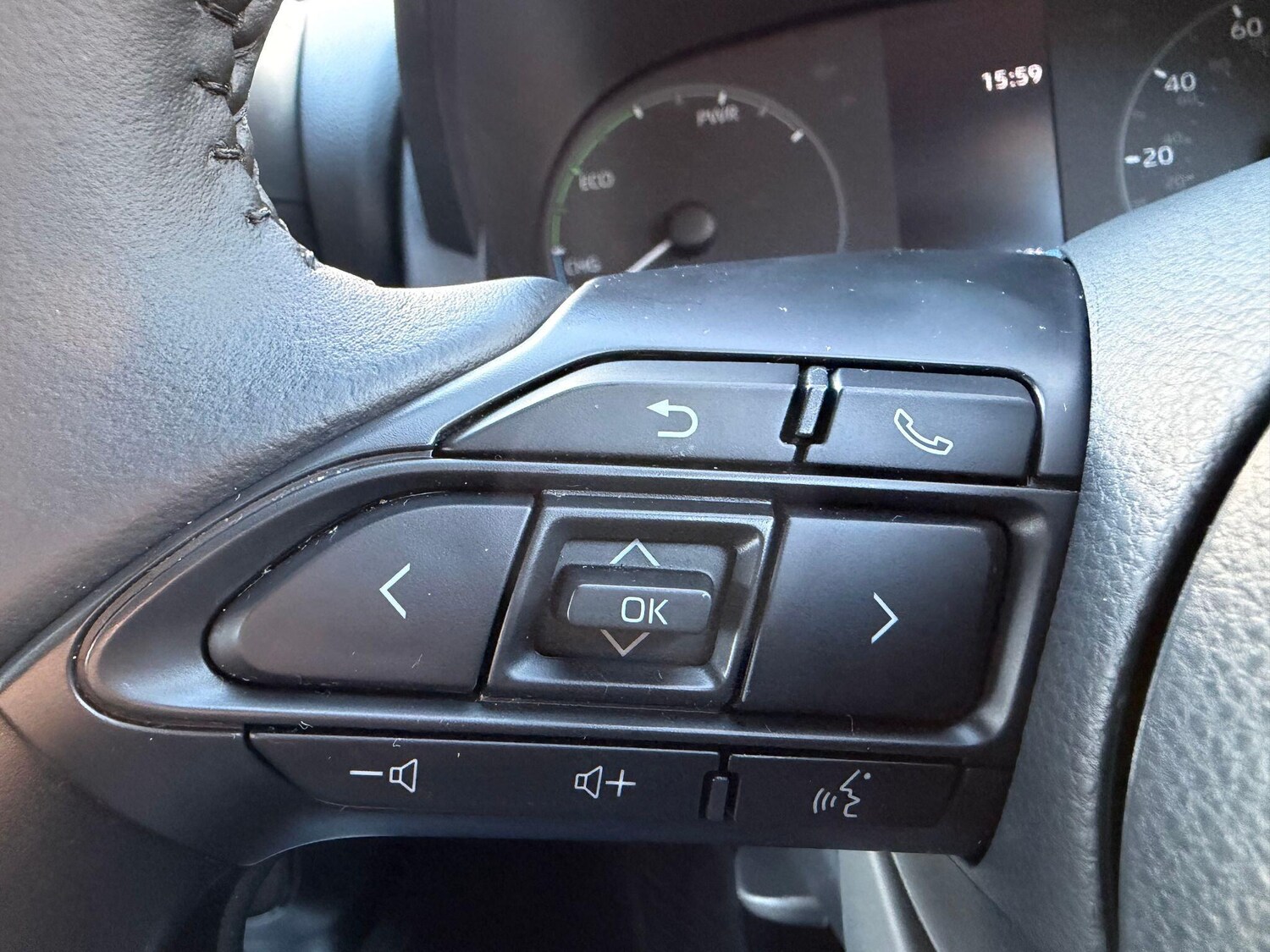 Used Toyota Yaris for sale - 77497247: Photo 15