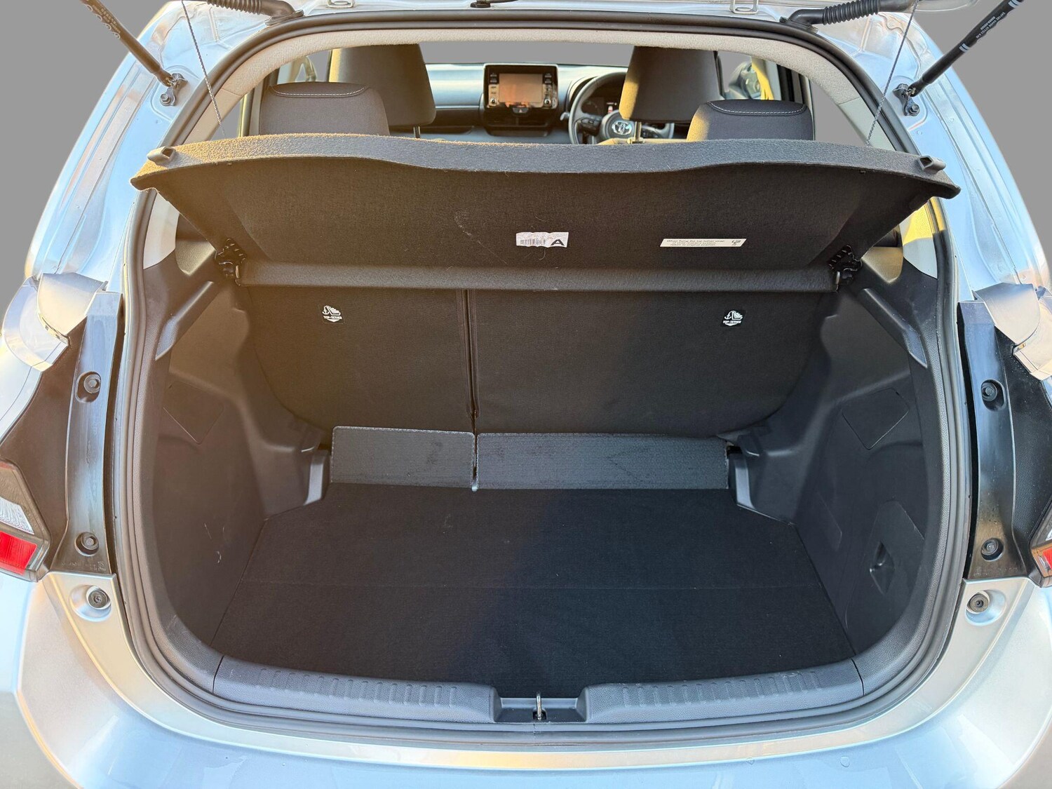 Used Toyota Yaris for sale - 77497247: Photo 28