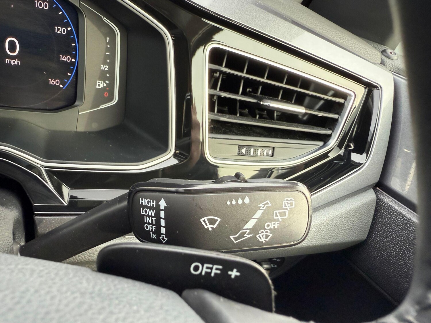 Used Volkswagen Taigo for sale - 77497166: Photo 19