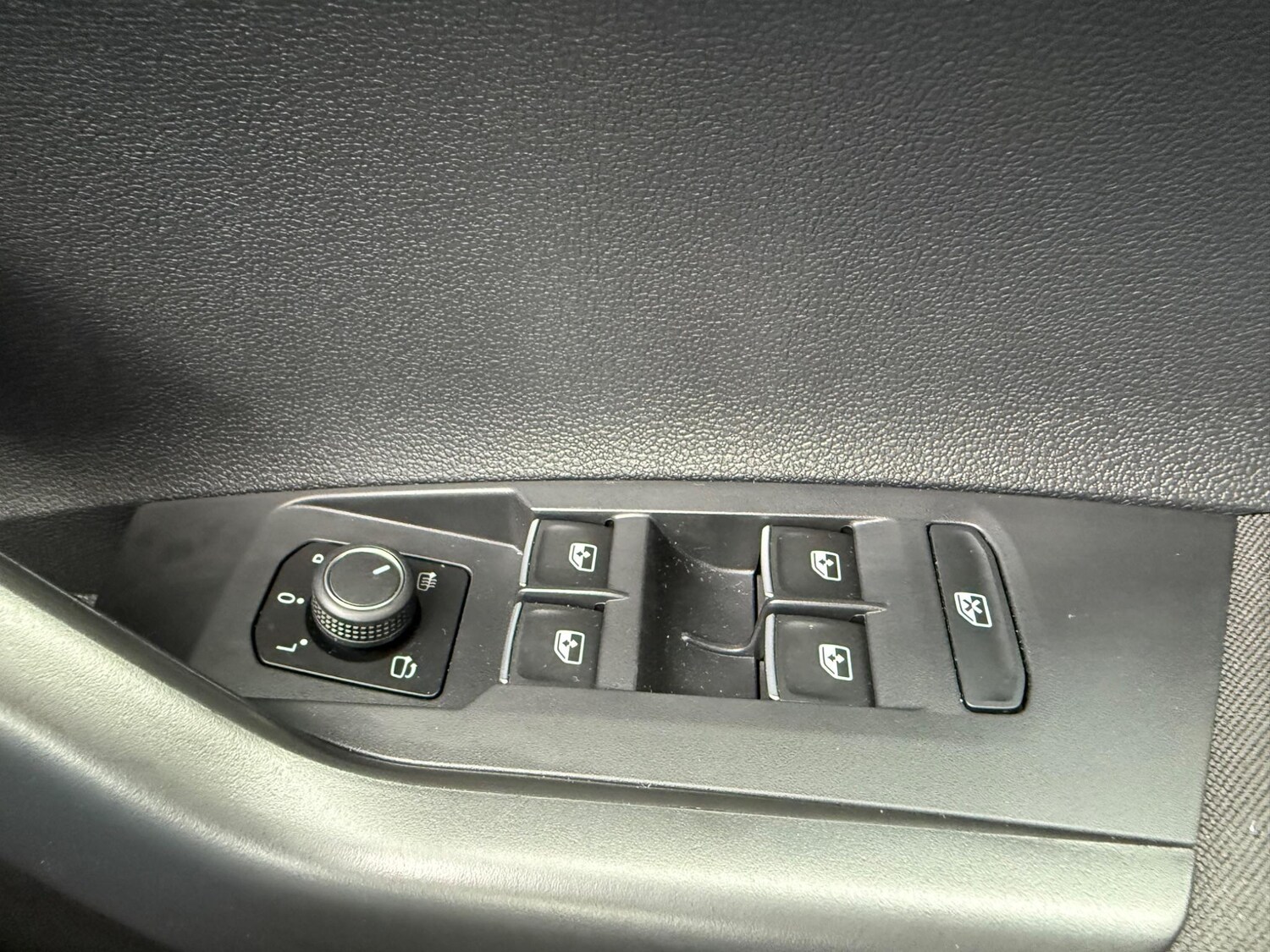 Used Volkswagen Taigo for sale - 77497166: Photo 21