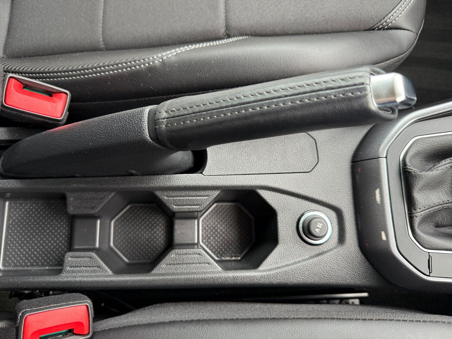 Used Volkswagen Taigo for sale - 77497166: Photo 31