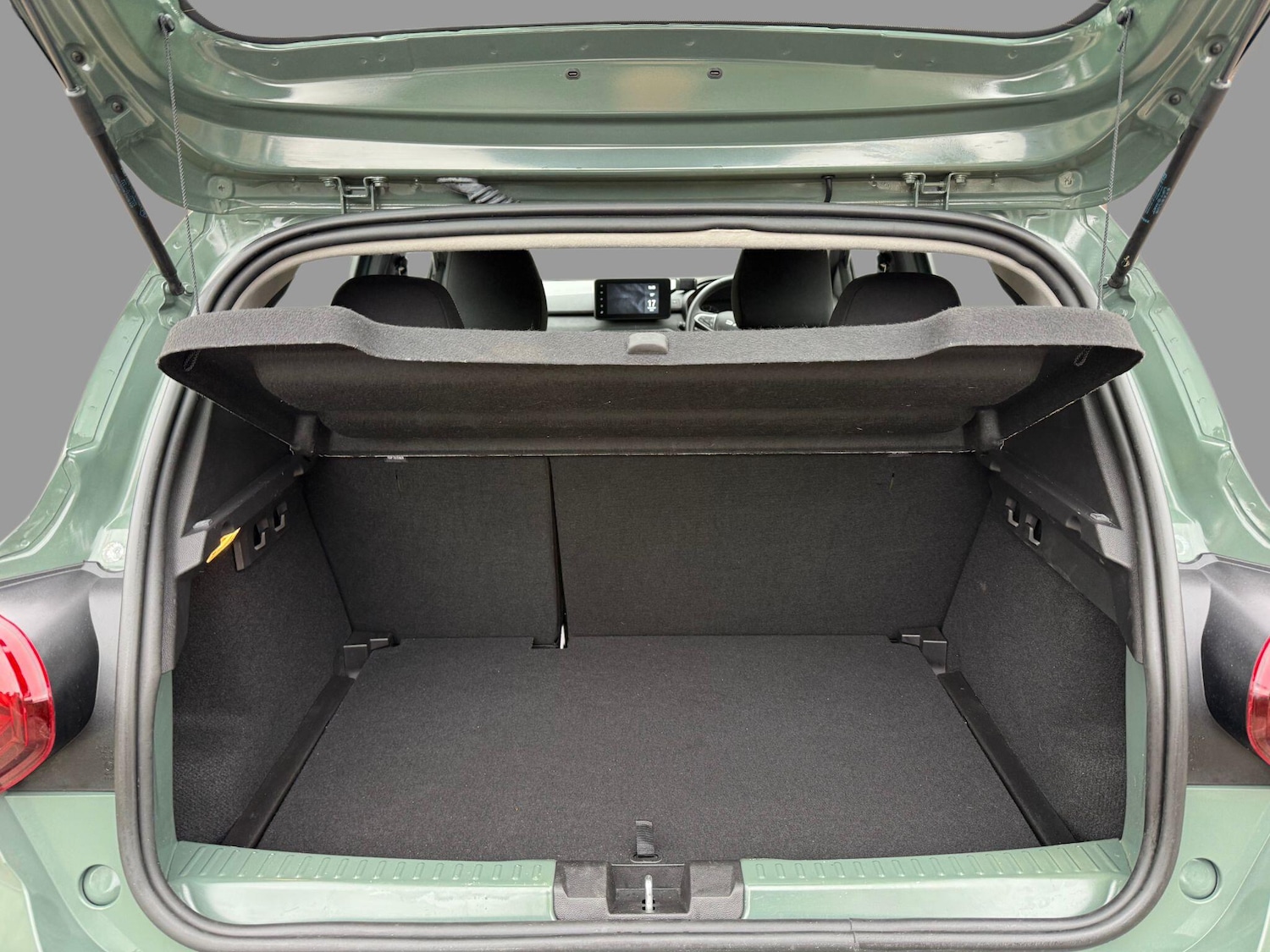 Used Dacia Sandero Stepway 2024 for sale - 77193176: Photo 30