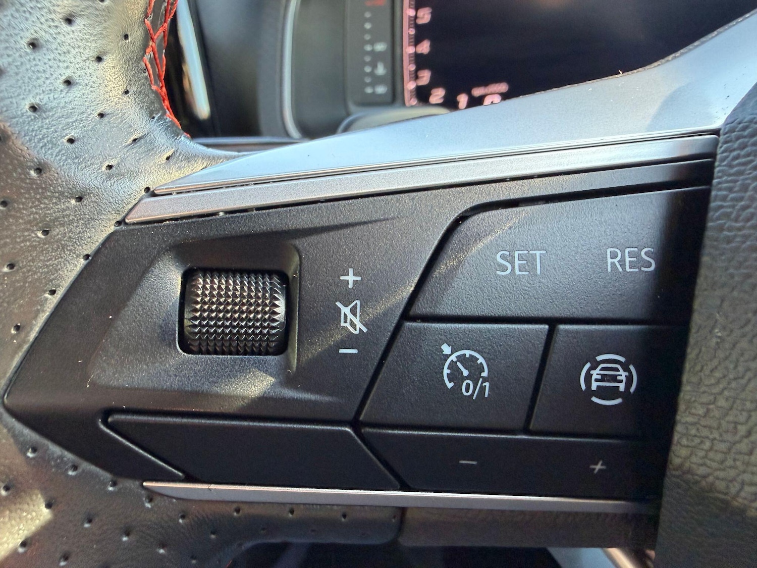 Used SEAT Arona 2023 for sale - 77193072: Photo 18