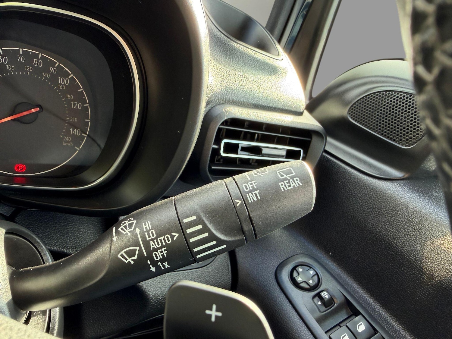 Used Vauxhall Combo Life 2022 for sale - 77497111: Photo 34