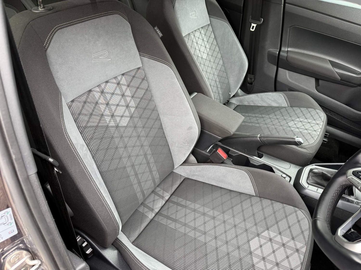 Used Volkswagen Polo 2024 for sale - 77193148: Photo 9