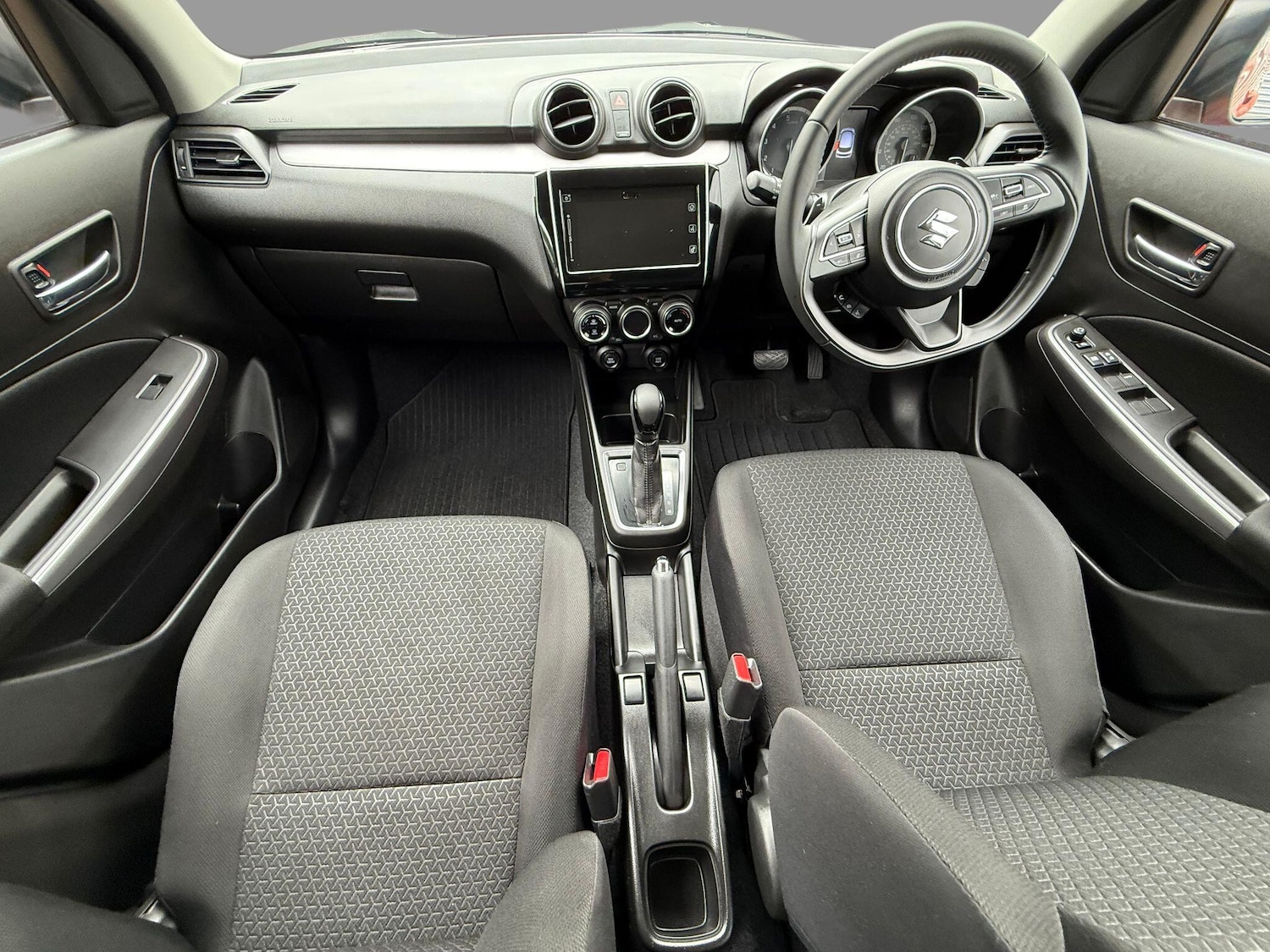 Used Suzuki Swift 2024 for sale - 77193083: Photo 10