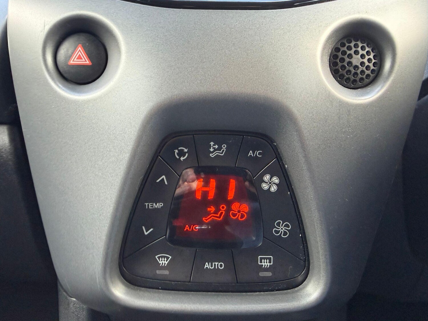 Used Toyota AYGO 2019 for sale - 77478530: Photo 17