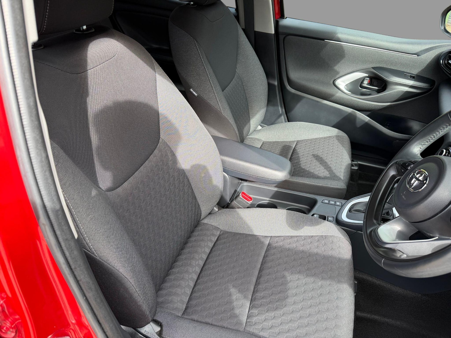 Used Toyota Yaris 2022 for sale - 77496491: Photo 12