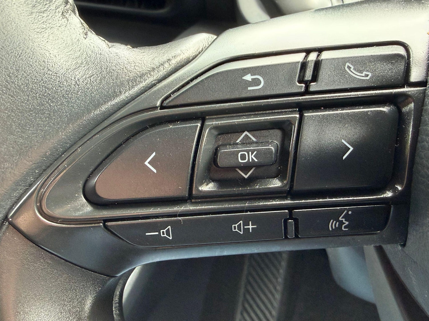 Used Toyota Yaris 2022 for sale - 77496491: Photo 21