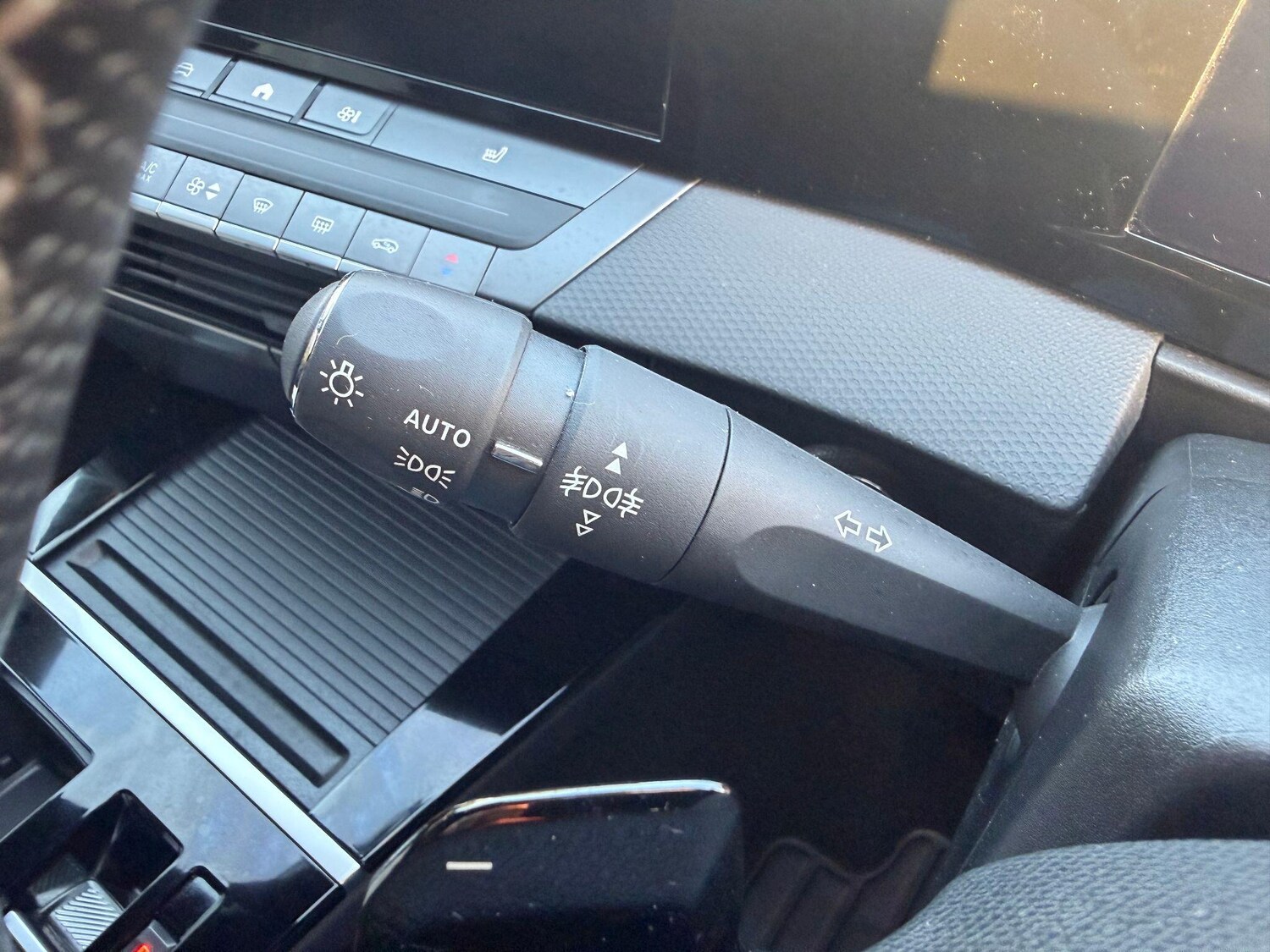 Used Vauxhall Astra for sale - 77496940: Photo 15