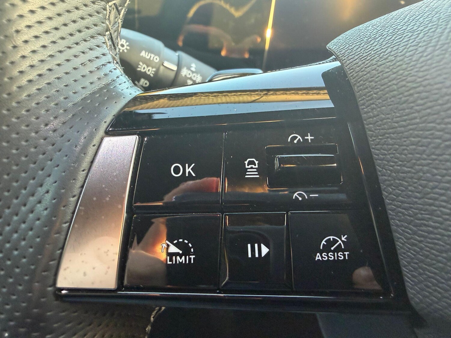 Used Vauxhall Astra for sale - 77496940: Photo 18