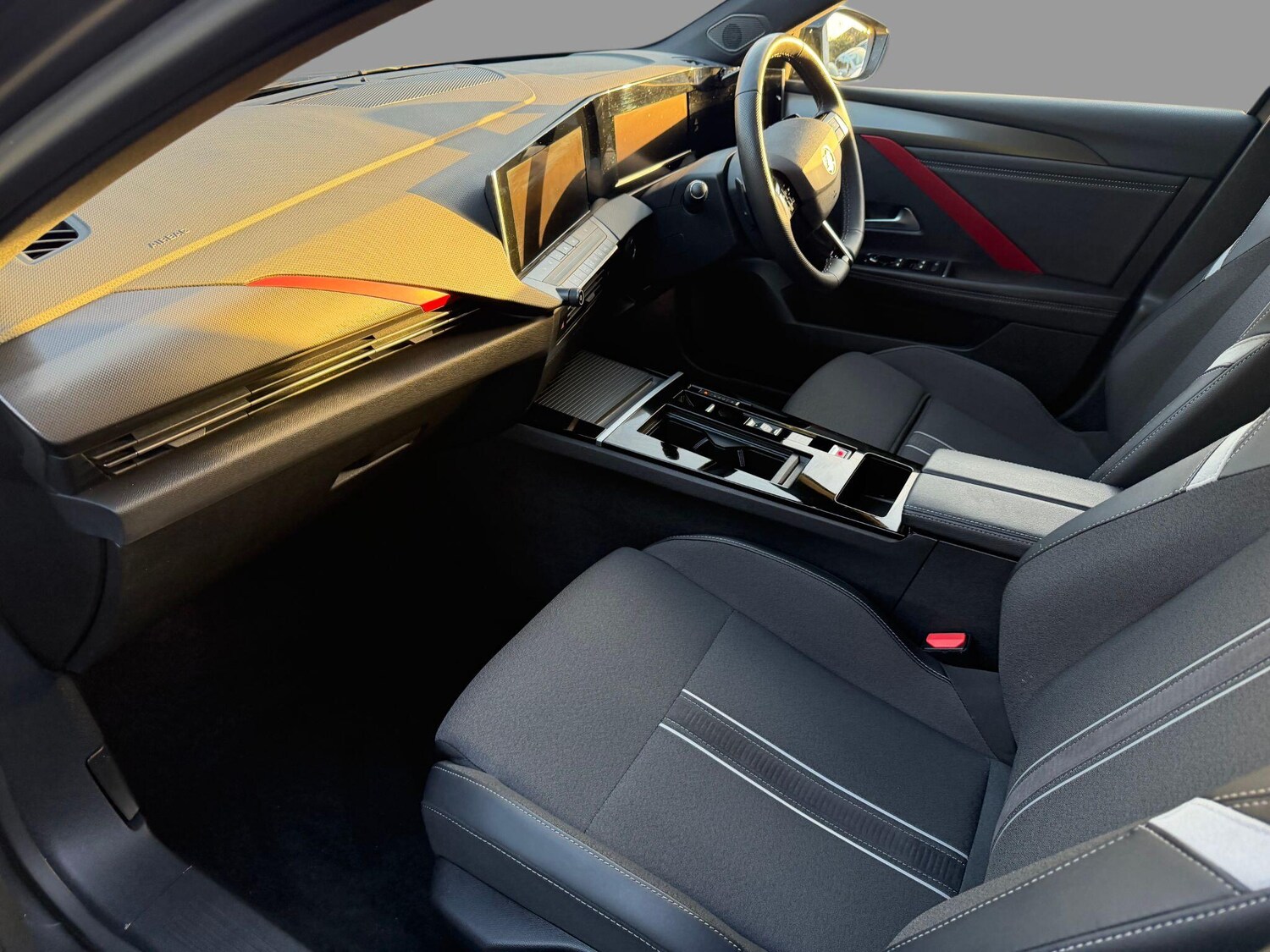 Used Vauxhall Astra for sale - 77496940: Photo 31