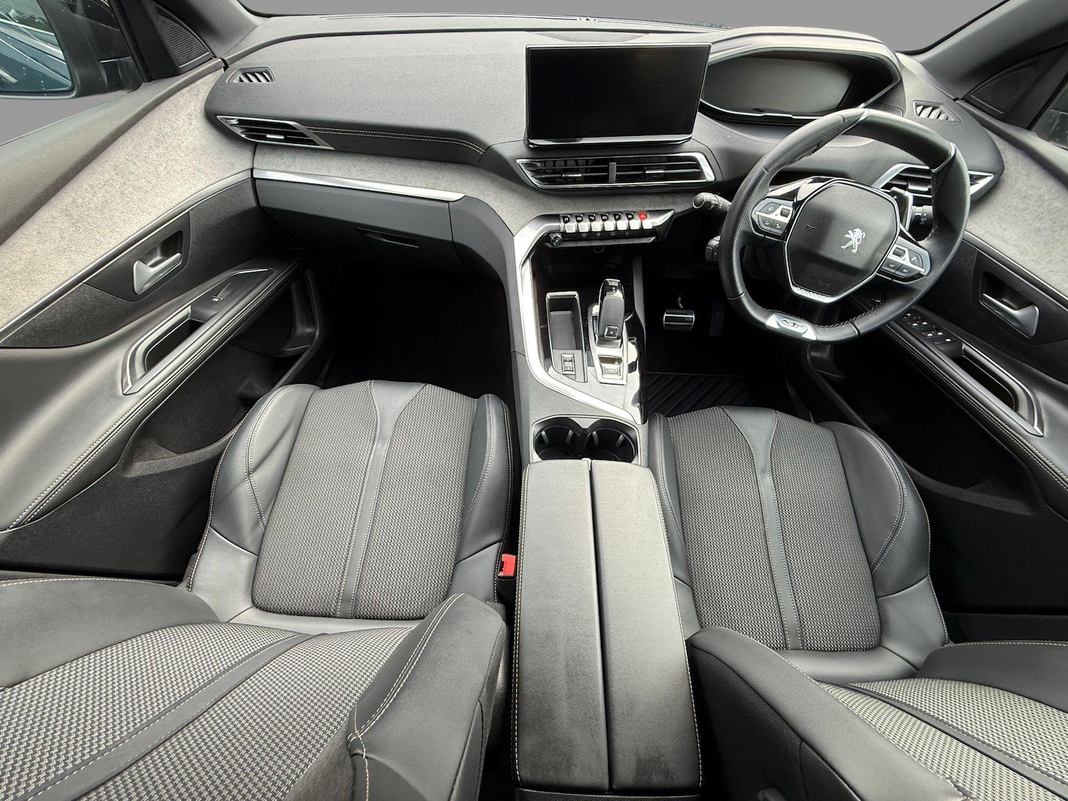 Used Peugeot 5008 2022 for sale - 77193173: Photo 12