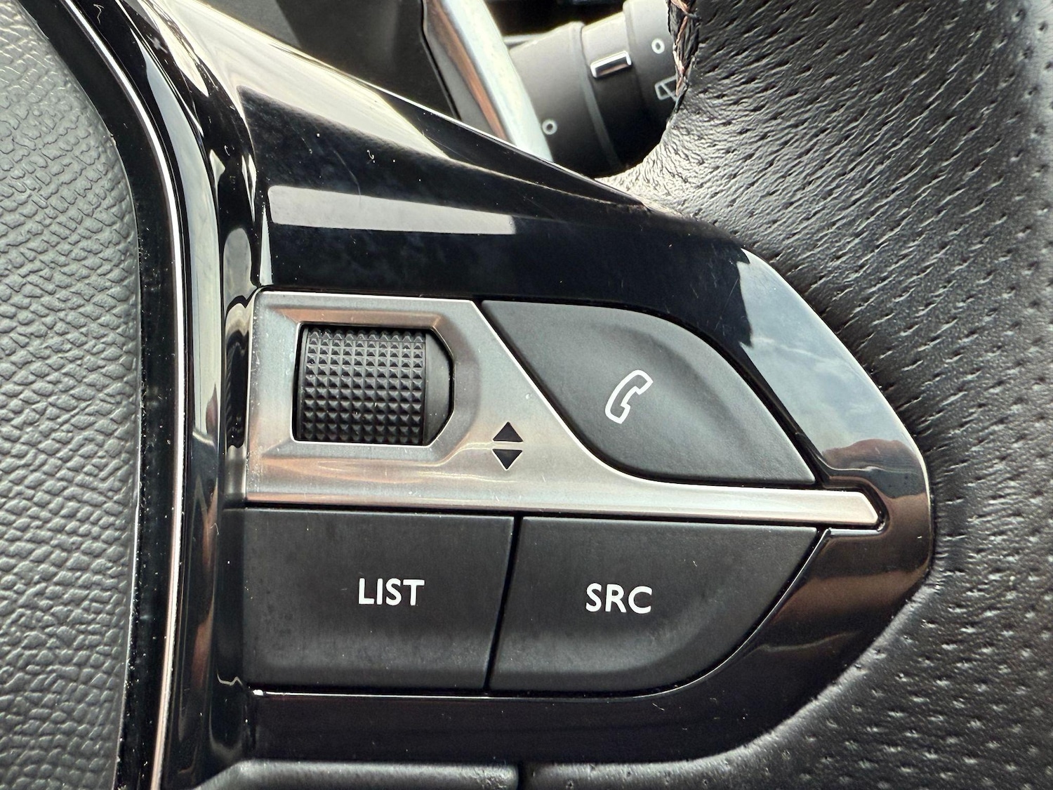 Used Peugeot 5008 2022 for sale - 77193173: Photo 21