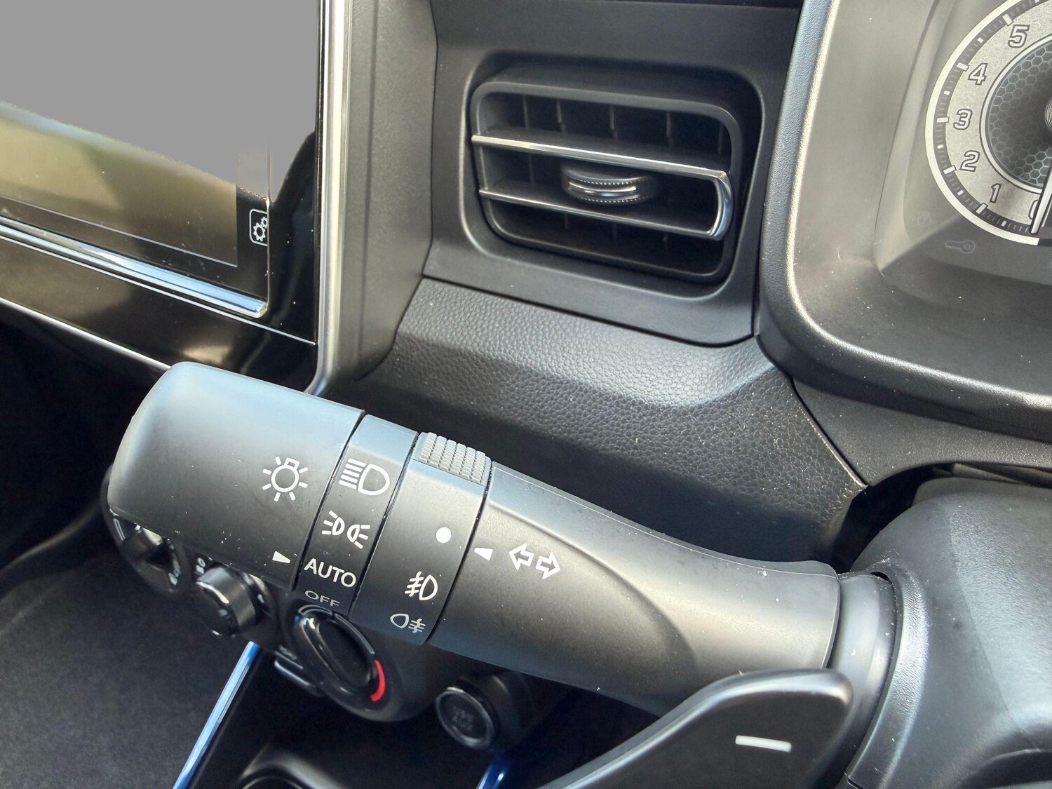 Used Suzuki Ignis 2024 for sale - 77497142: Photo 18