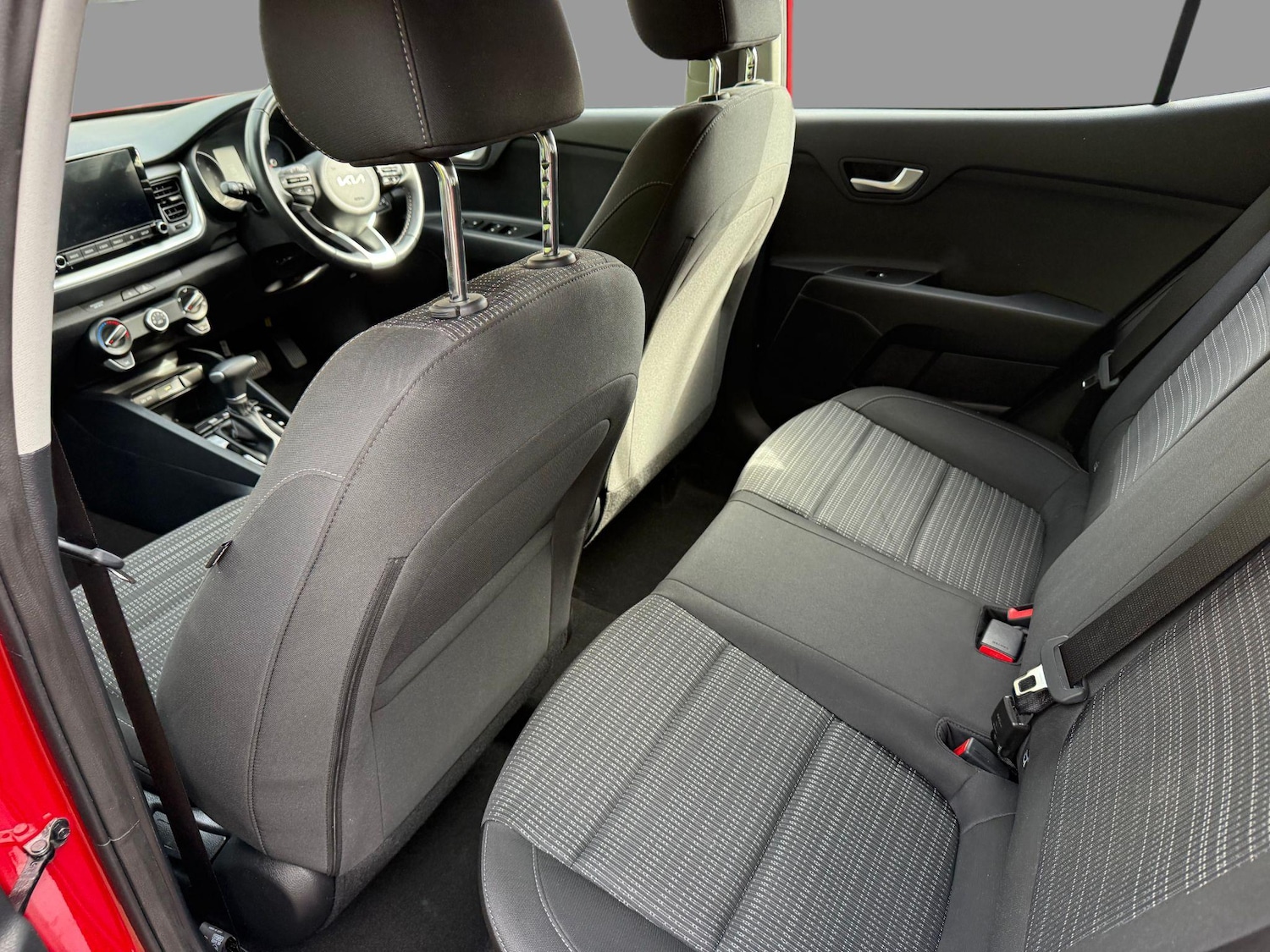 Used Kia Stonic 2022 for sale - 77193155: Photo 13