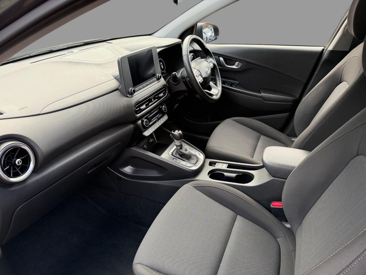 Used Hyundai KONA 2022 for sale - 77193095: Photo 31