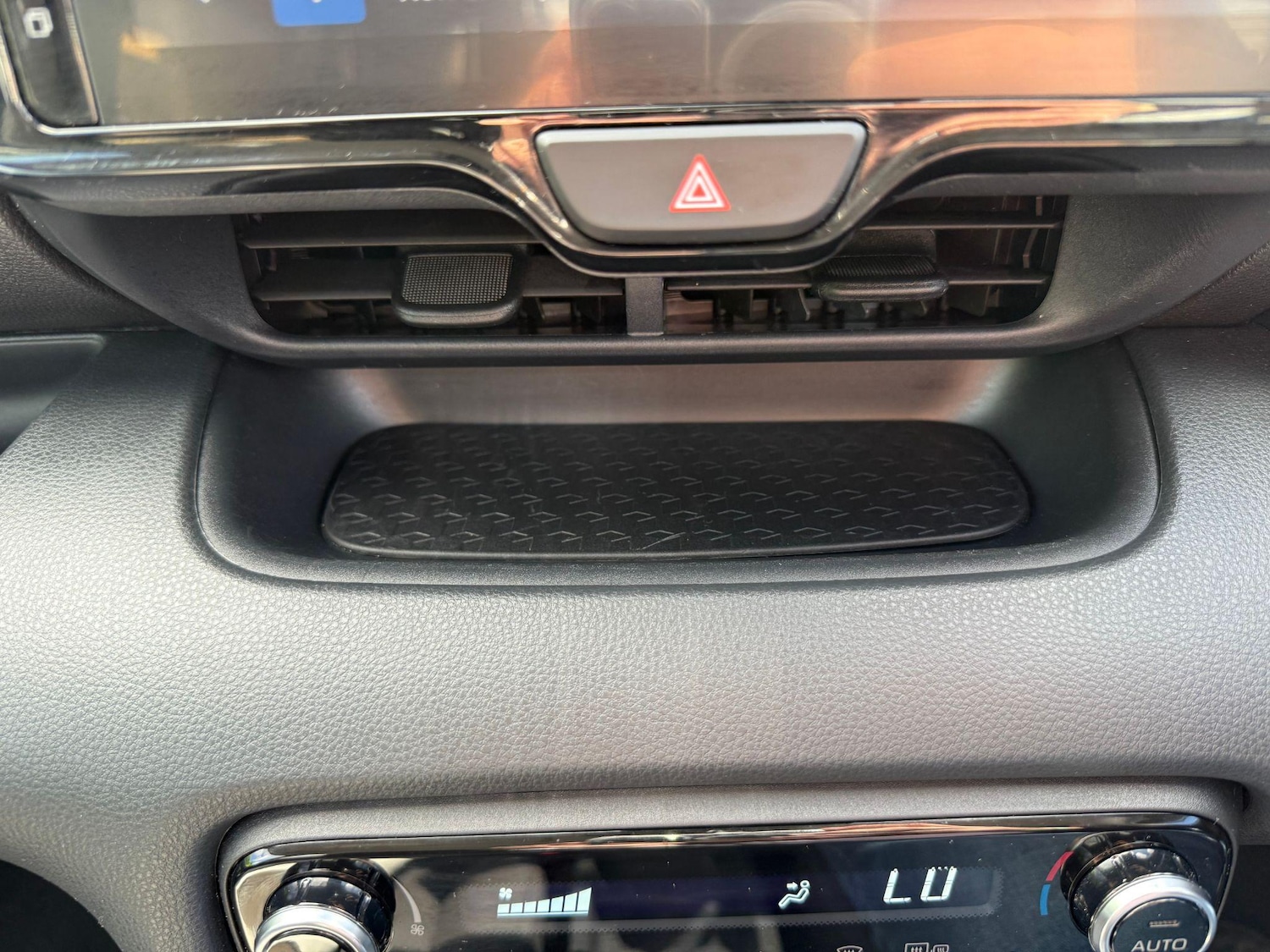 Used Mazda Mazda2 HYBRID 2025 for sale - 77193145: Photo 10